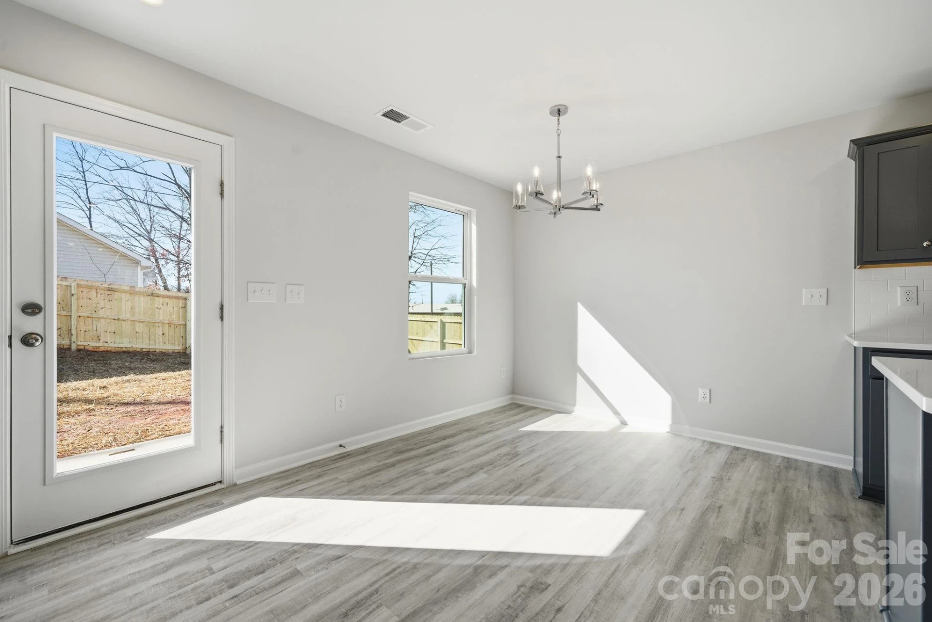 935 Wallace Street - Photo 6