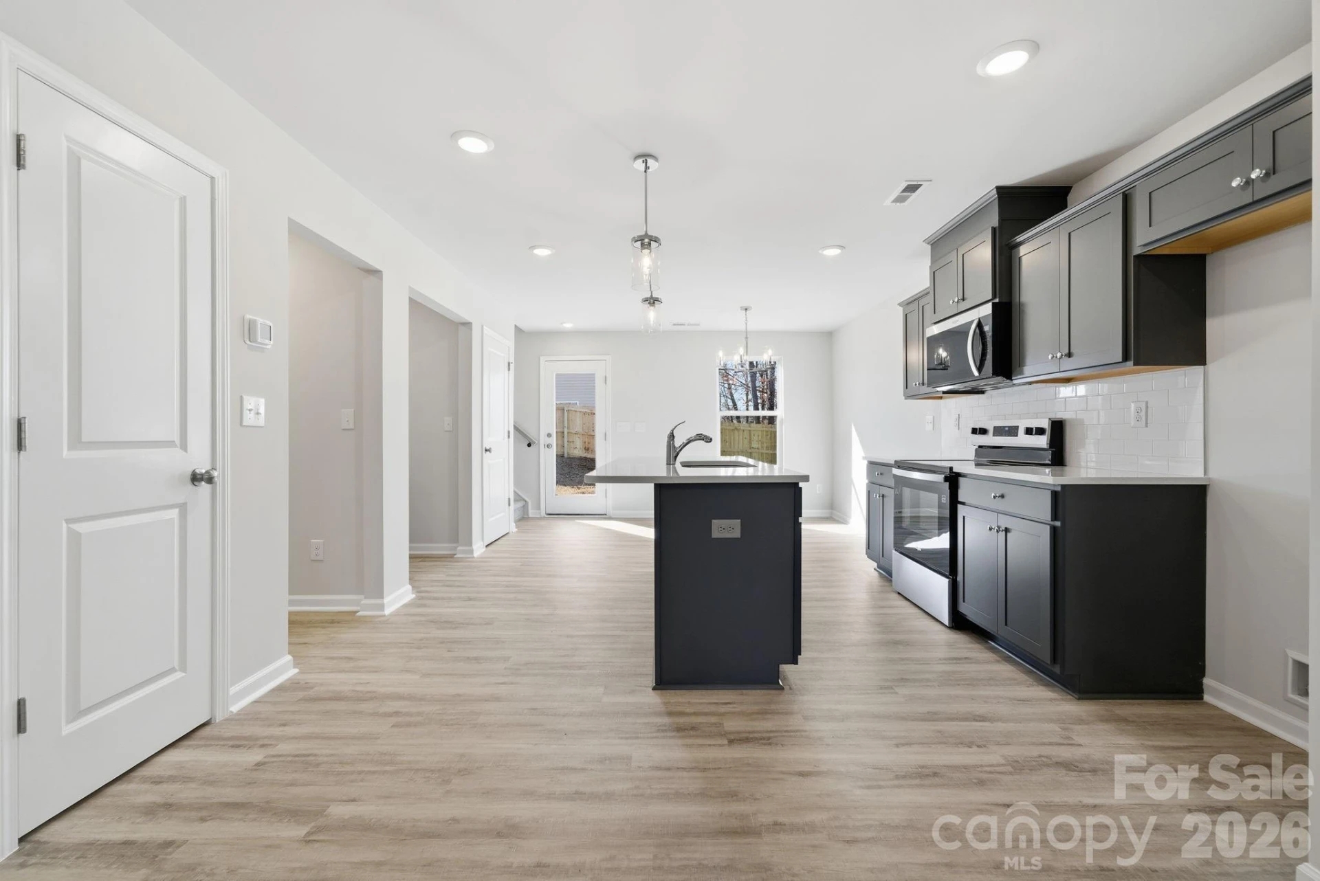 935 Wallace Street - Photo 9