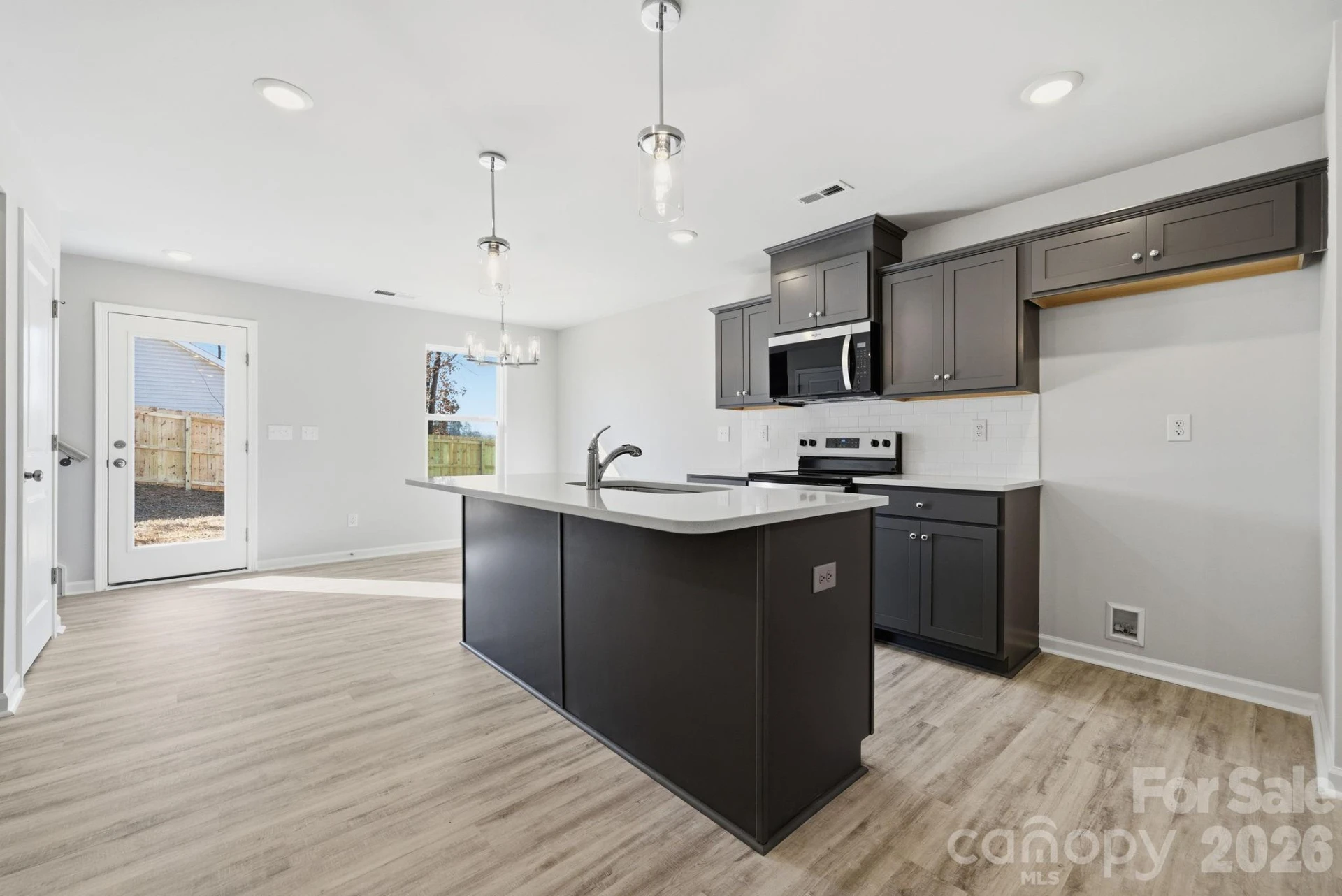 935 Wallace Street - Photo 10