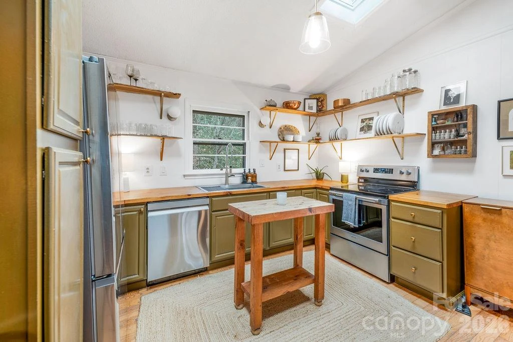 355 East View Road - Photo 3