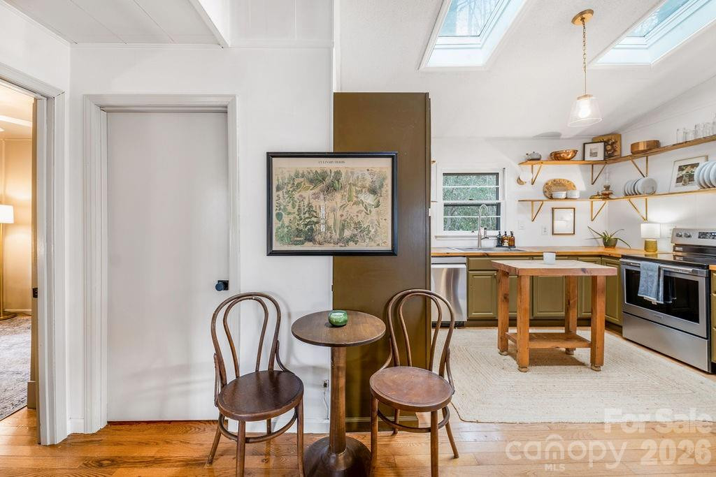 355 East View Road - Photo 6