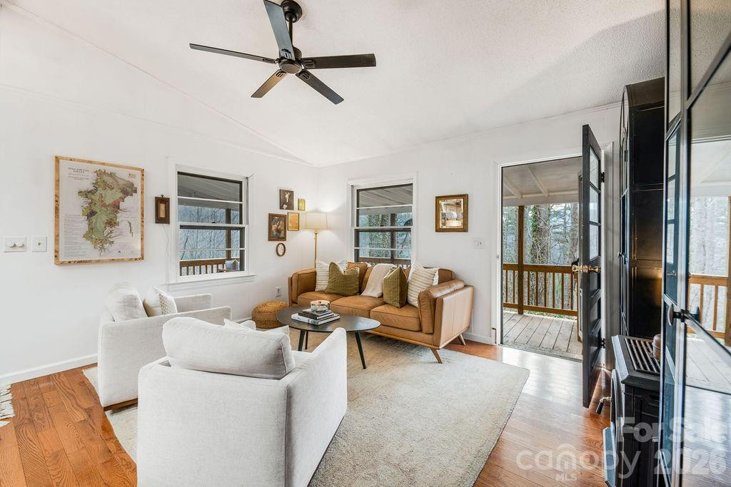 355 East View Road - Photo 9