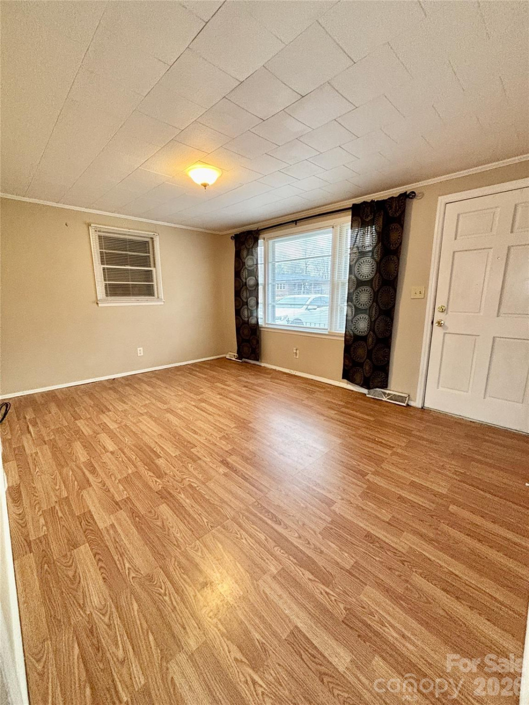 173 Sedgefield Drive - Photo 2