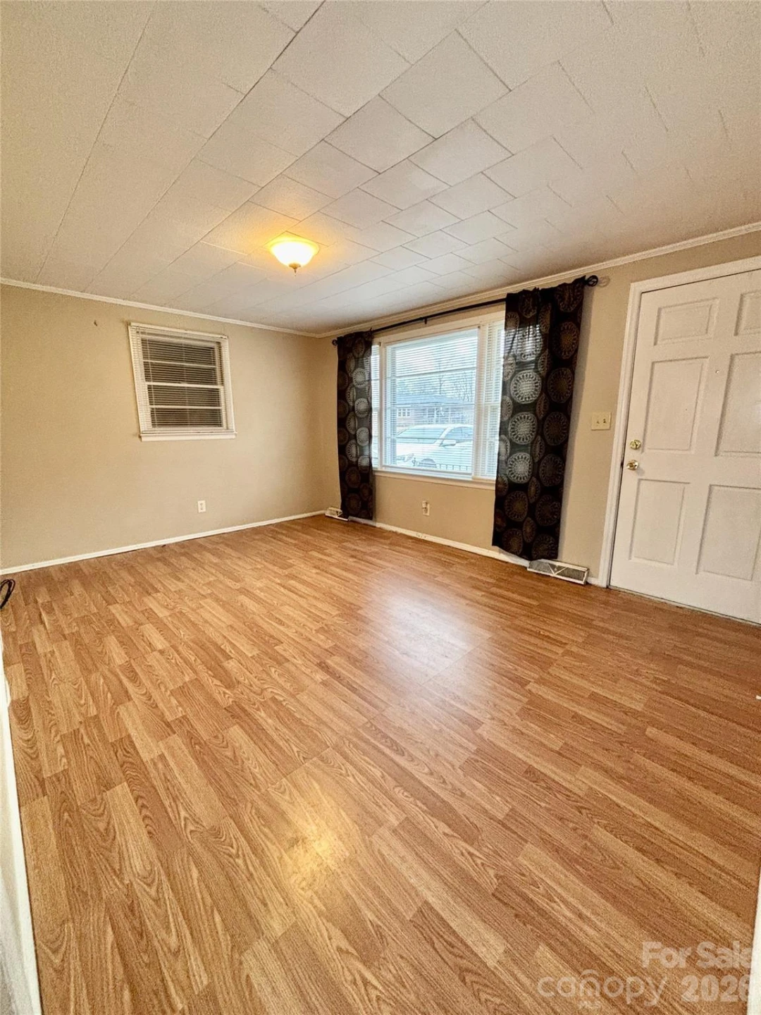 173 Sedgefield Drive - Photo 2