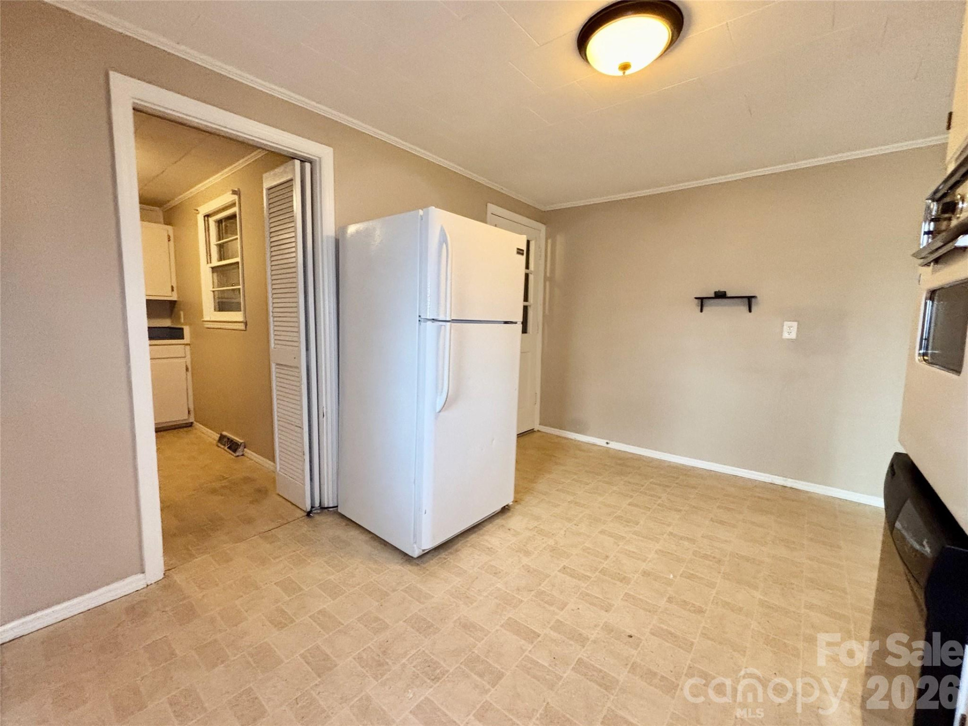 173 Sedgefield Drive - Photo 7