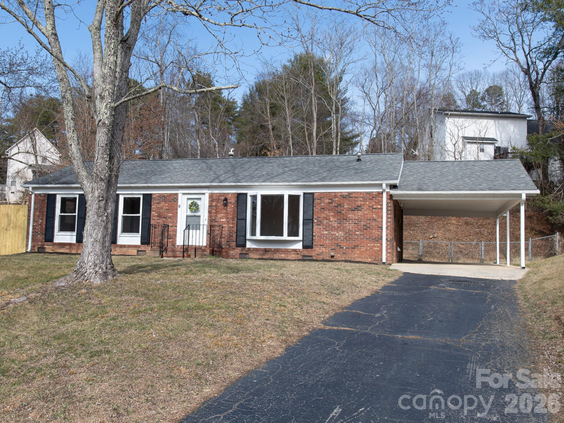9 Lynwood Circle - Photo 2