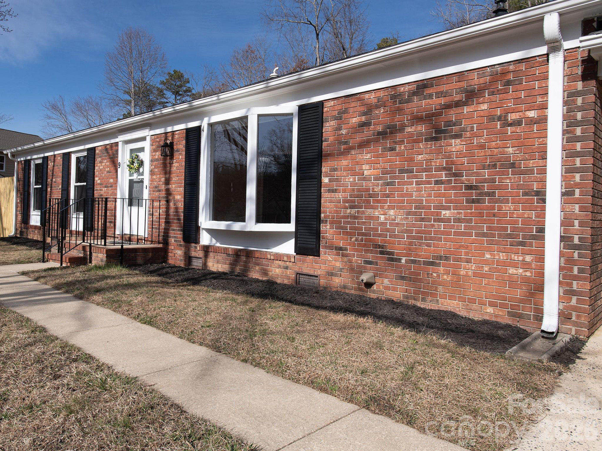9 Lynwood Circle - Photo 6