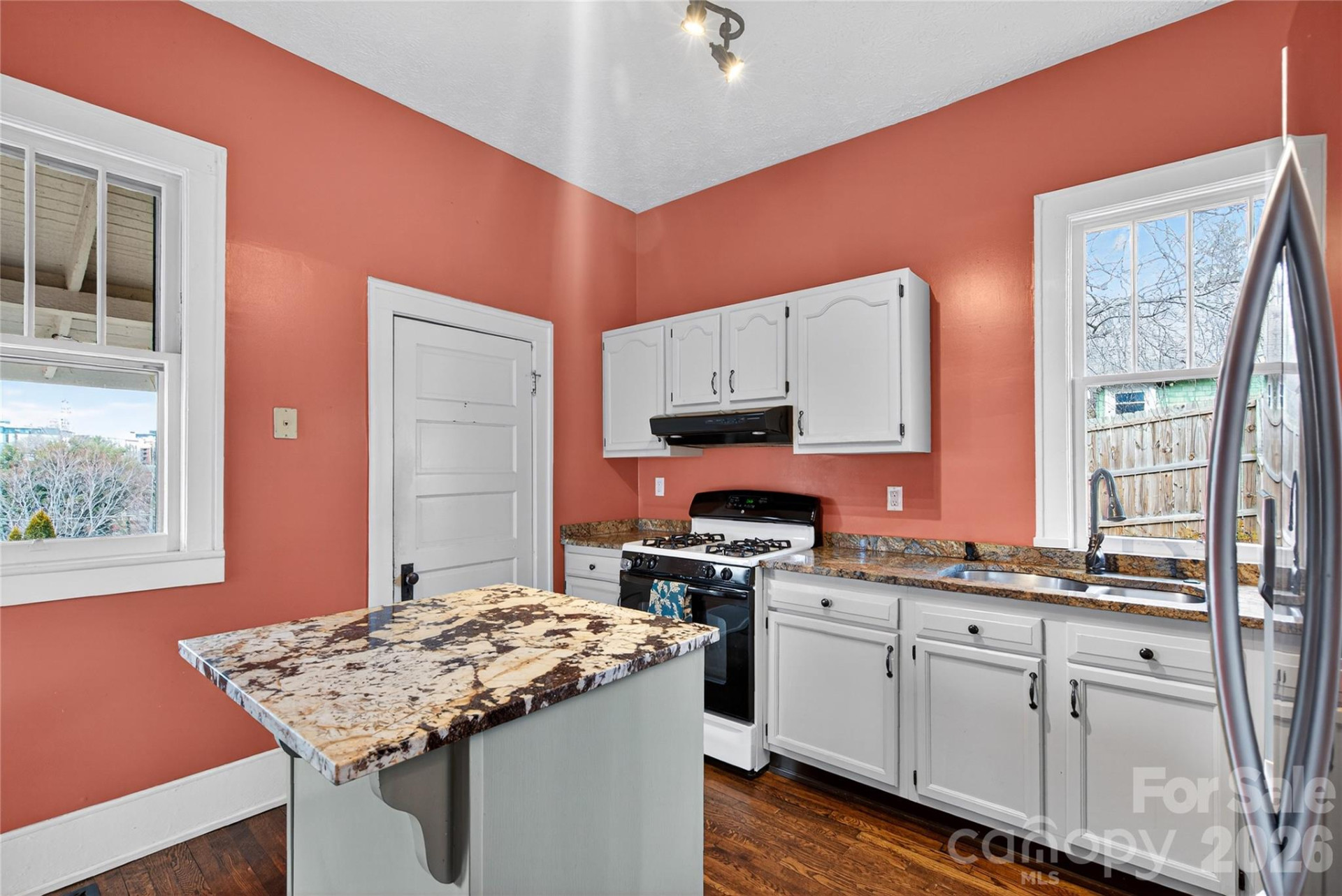 2 Hunt Hill Place - Photo 20