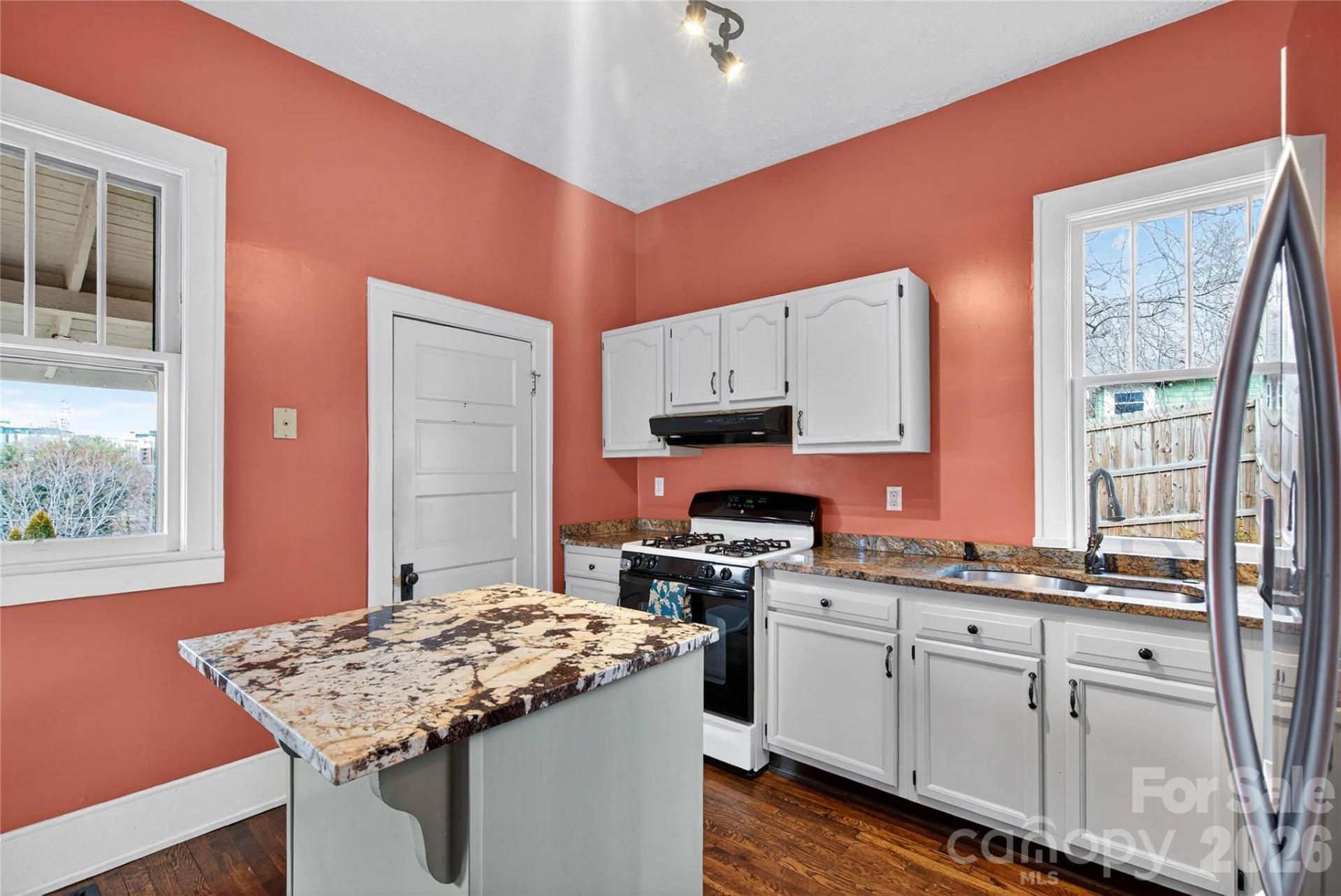 2 Hunt Hill Place - Photo 20