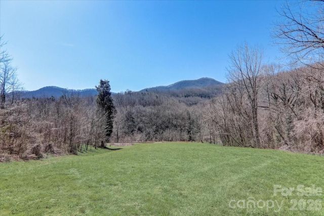 99999 Smokey Park Highway