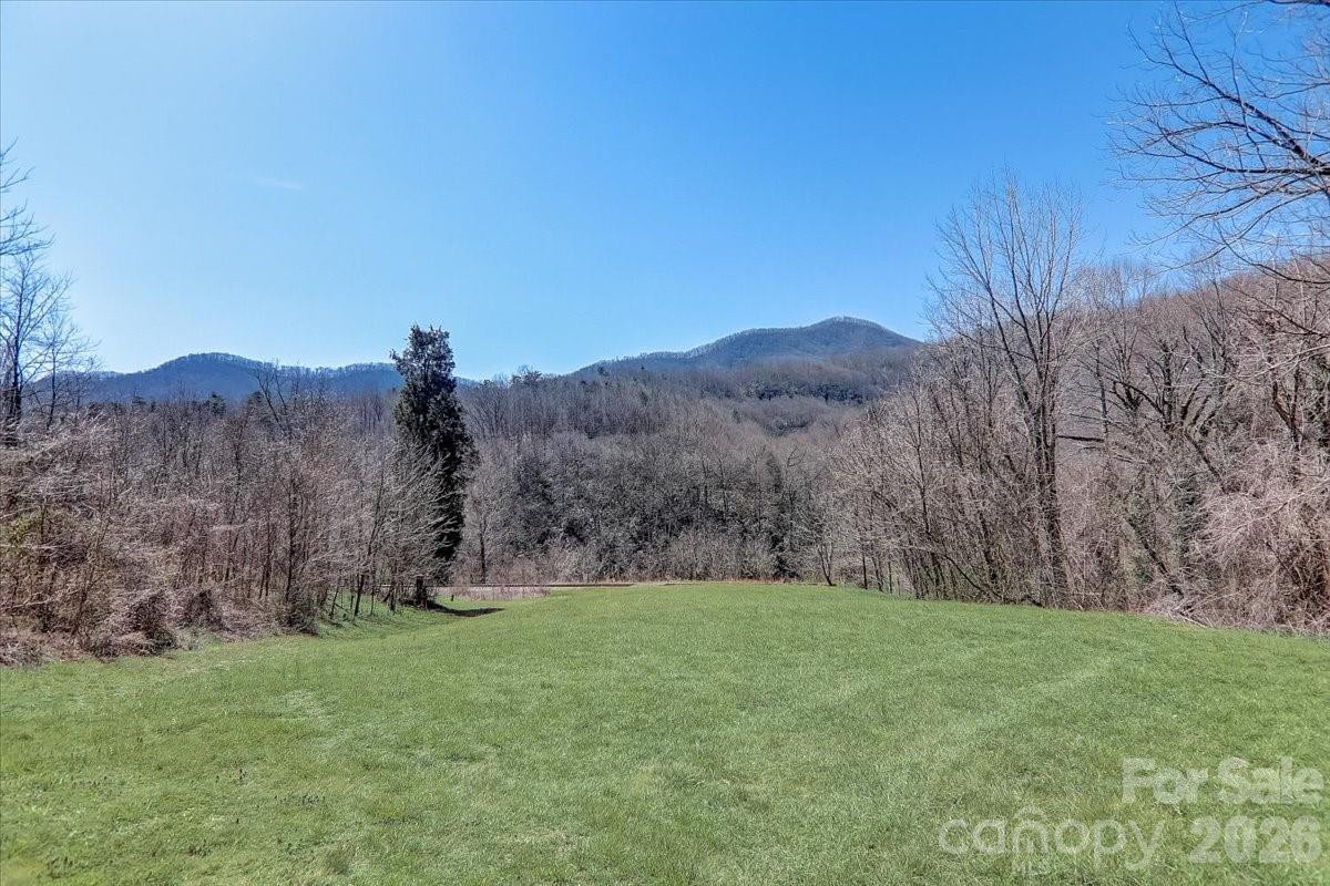 99999 Smokey Park Highway