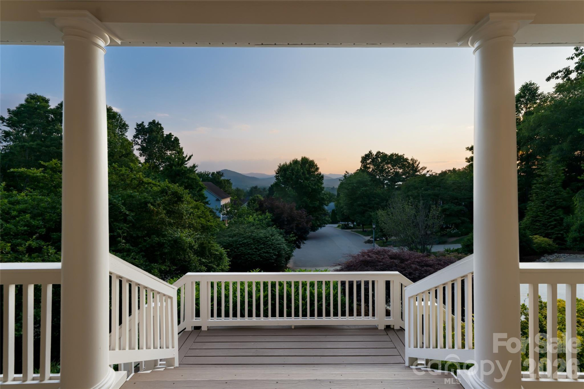 22 Rosebay Lane - Photo 3