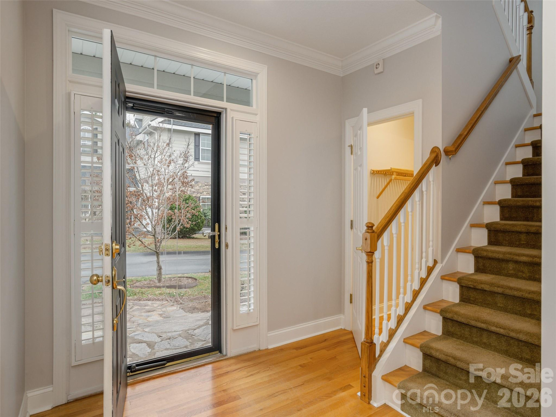 132 Towne Place Drive - Photo 3