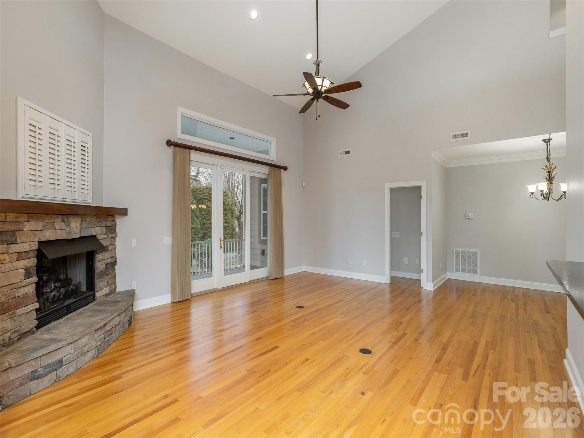 132 Towne Place Drive - Photo 7