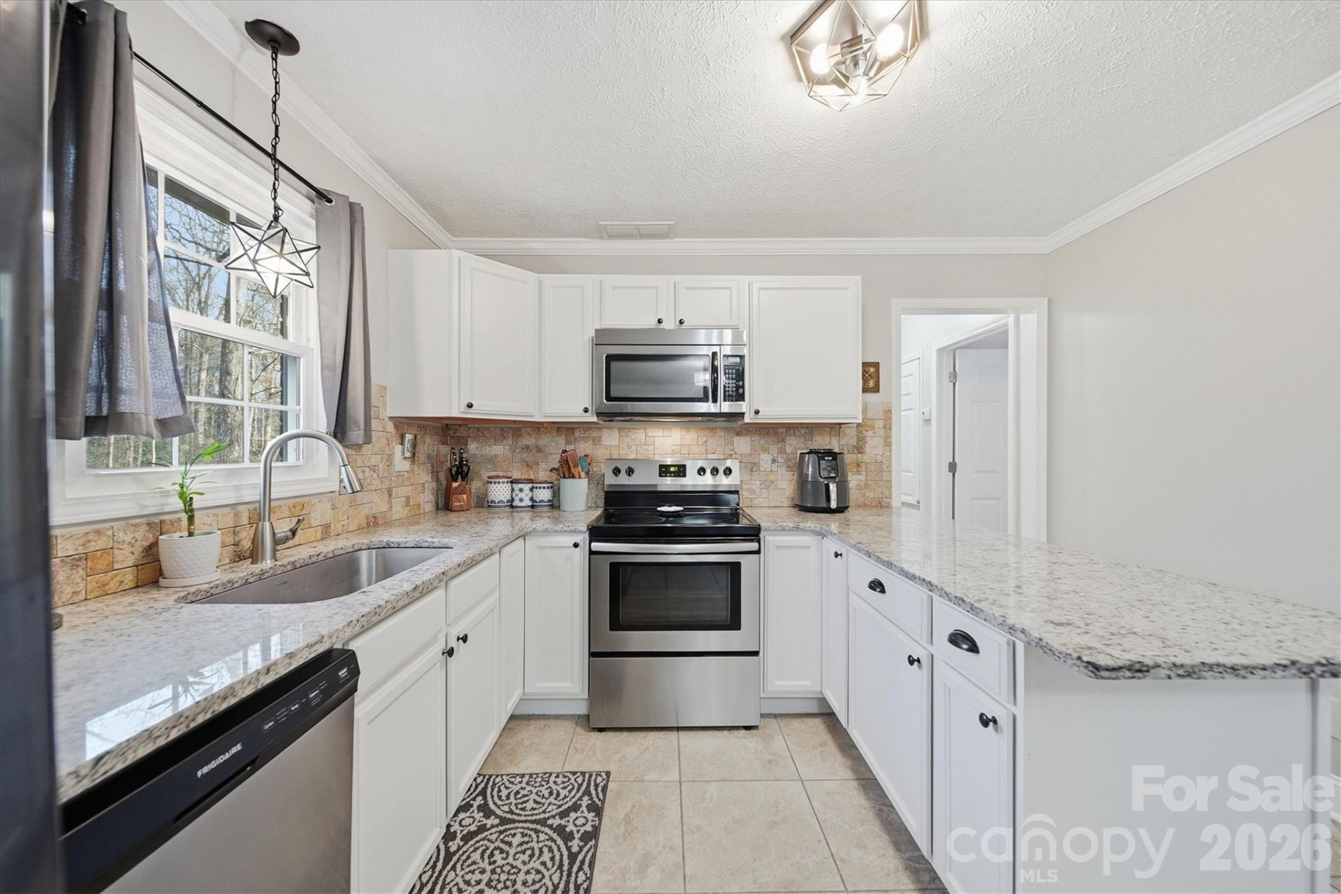 1437 Oak Hill Drive - Photo 11