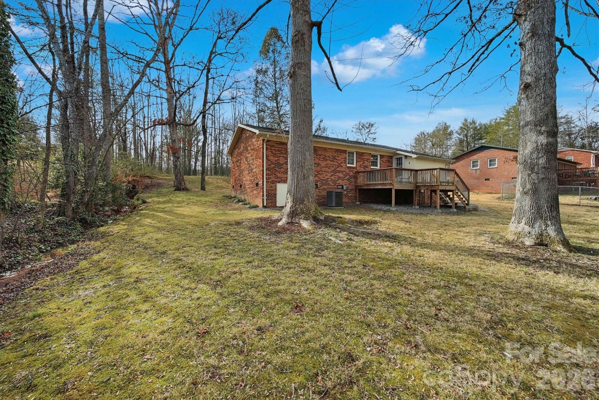 1437 Oak Hill Drive - Photo 39