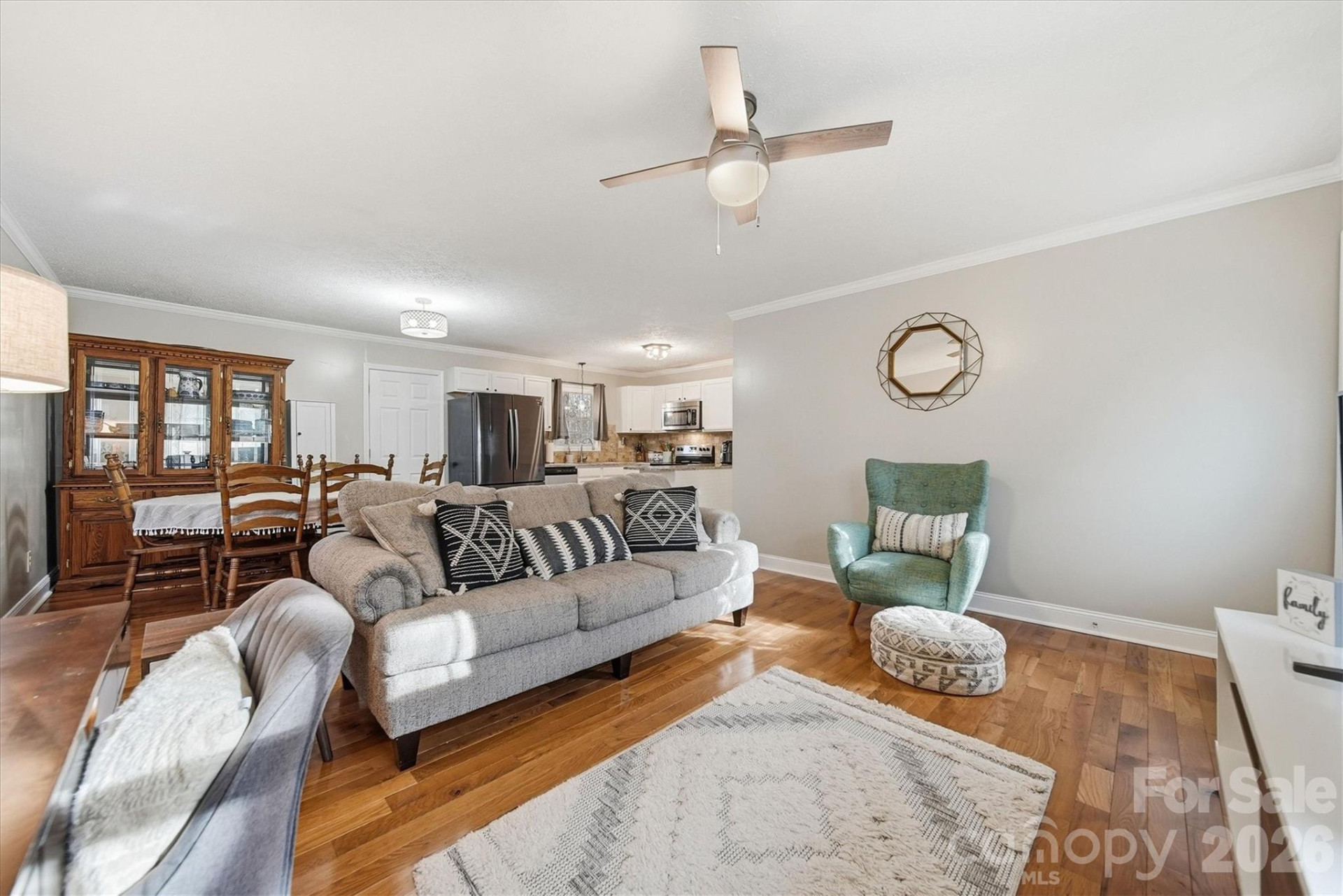 1437 Oak Hill Drive - Photo 5