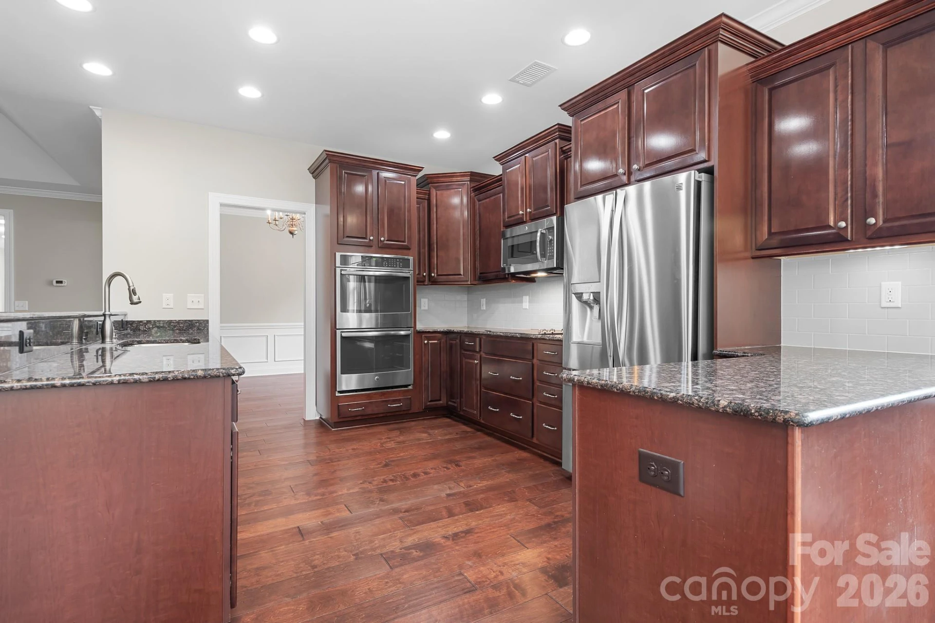 18421 Neville Avenue - Photo 17