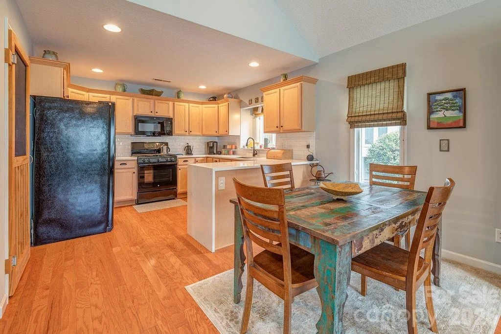 429 Kyfields Drive - Photo 10