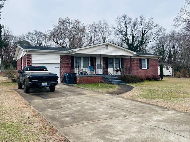 138 Longview Drive - Photo 4
