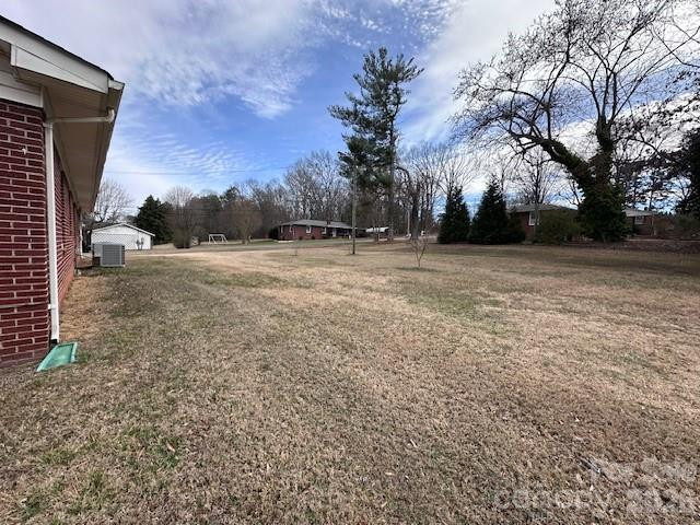138 Longview Drive - Photo 5