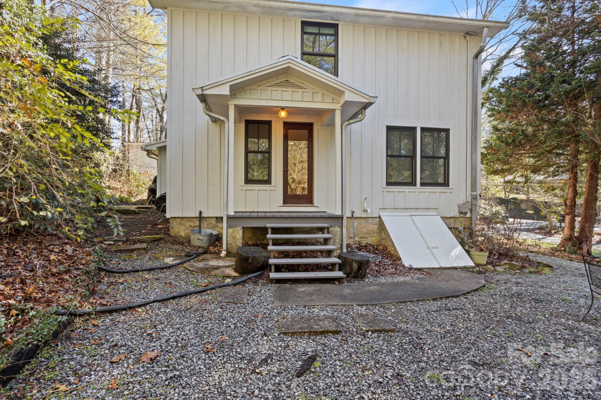 2525 Kanuga Road - Photo 29