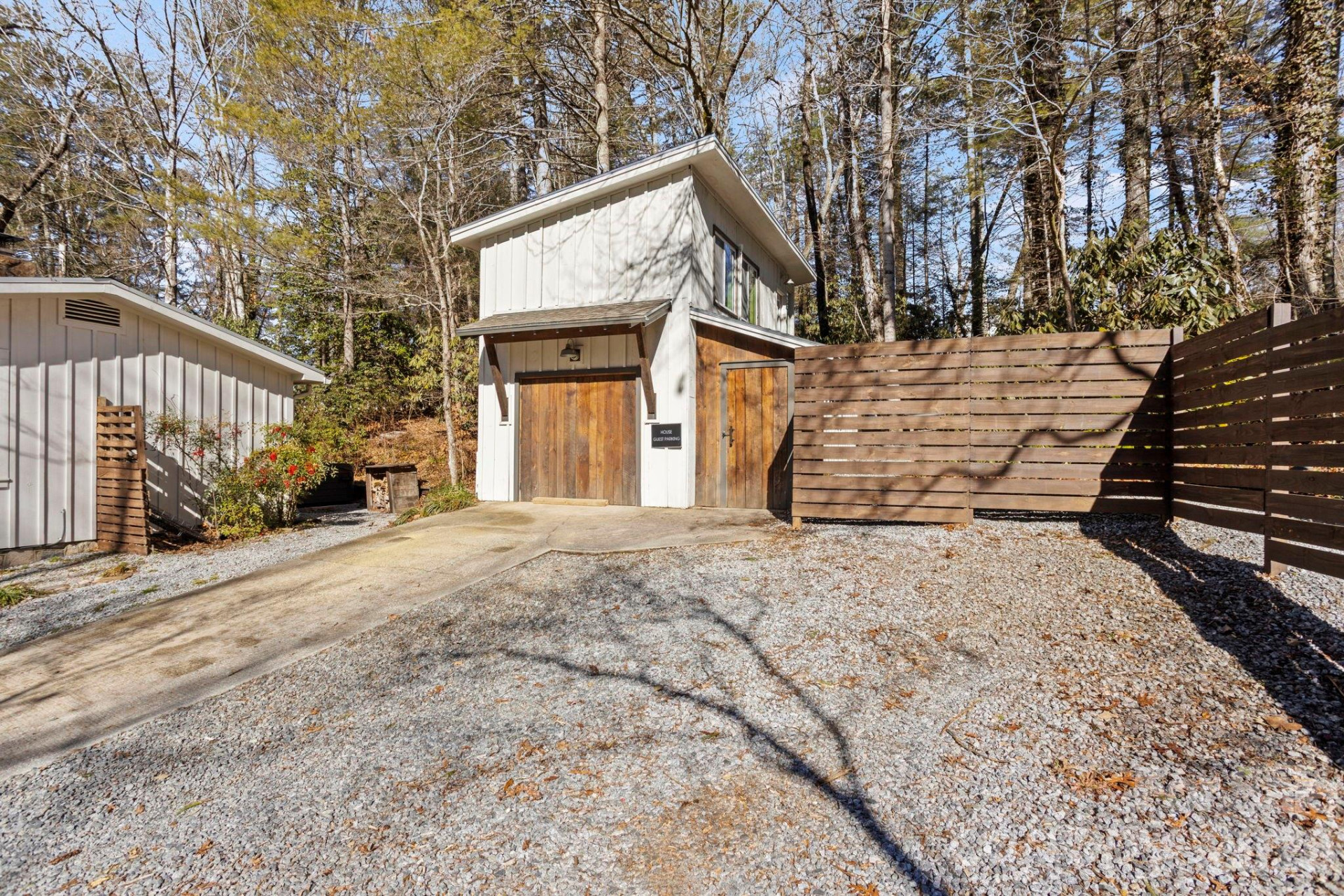 2525 Kanuga Road - Photo 32