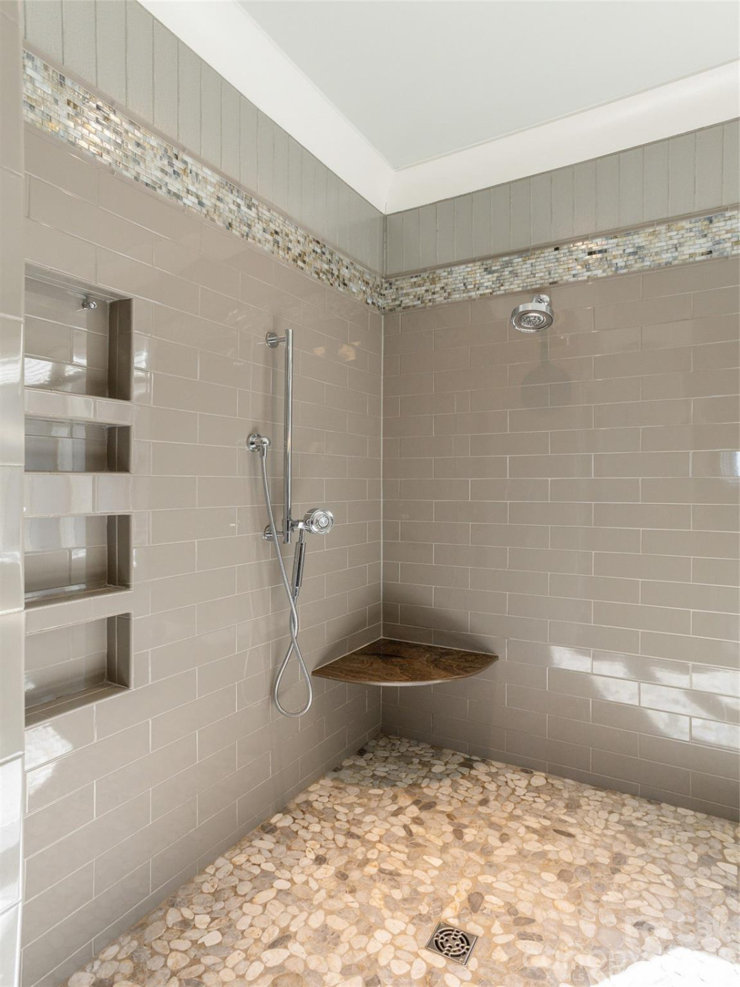 402 Claremont Drive - Photo 24