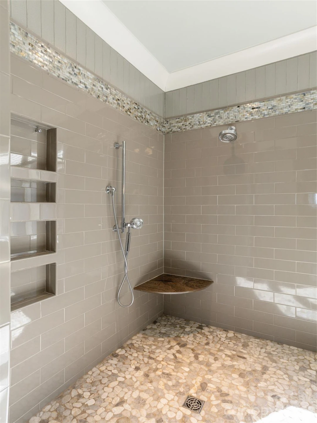 402 Claremont Drive - Photo 24