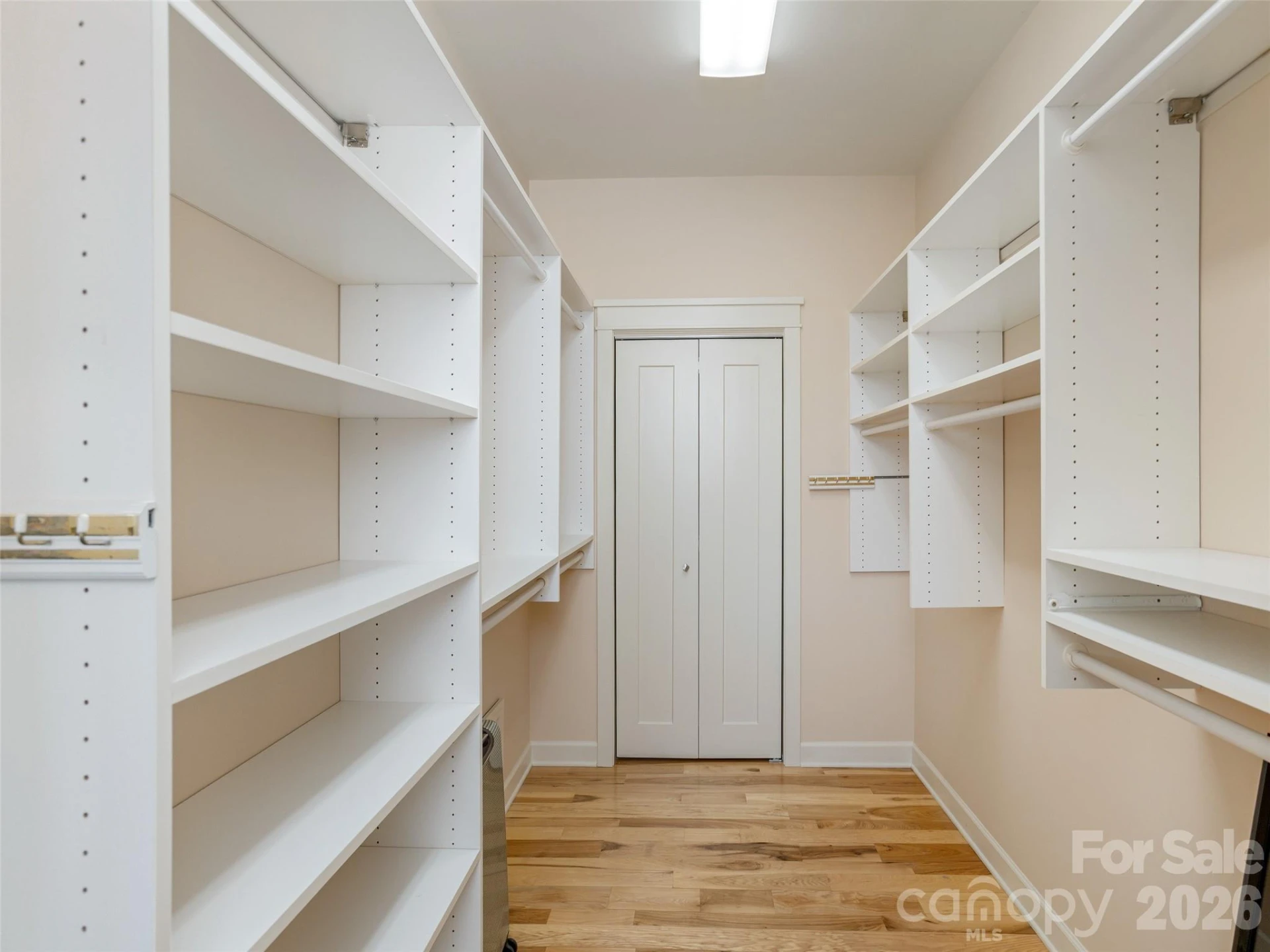 402 Claremont Drive - Photo 25