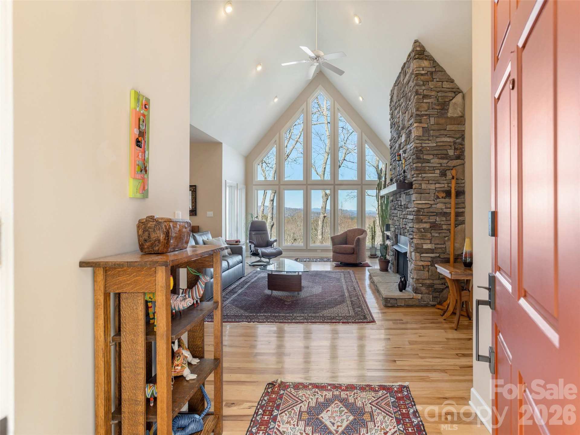 402 Claremont Drive - Photo 4