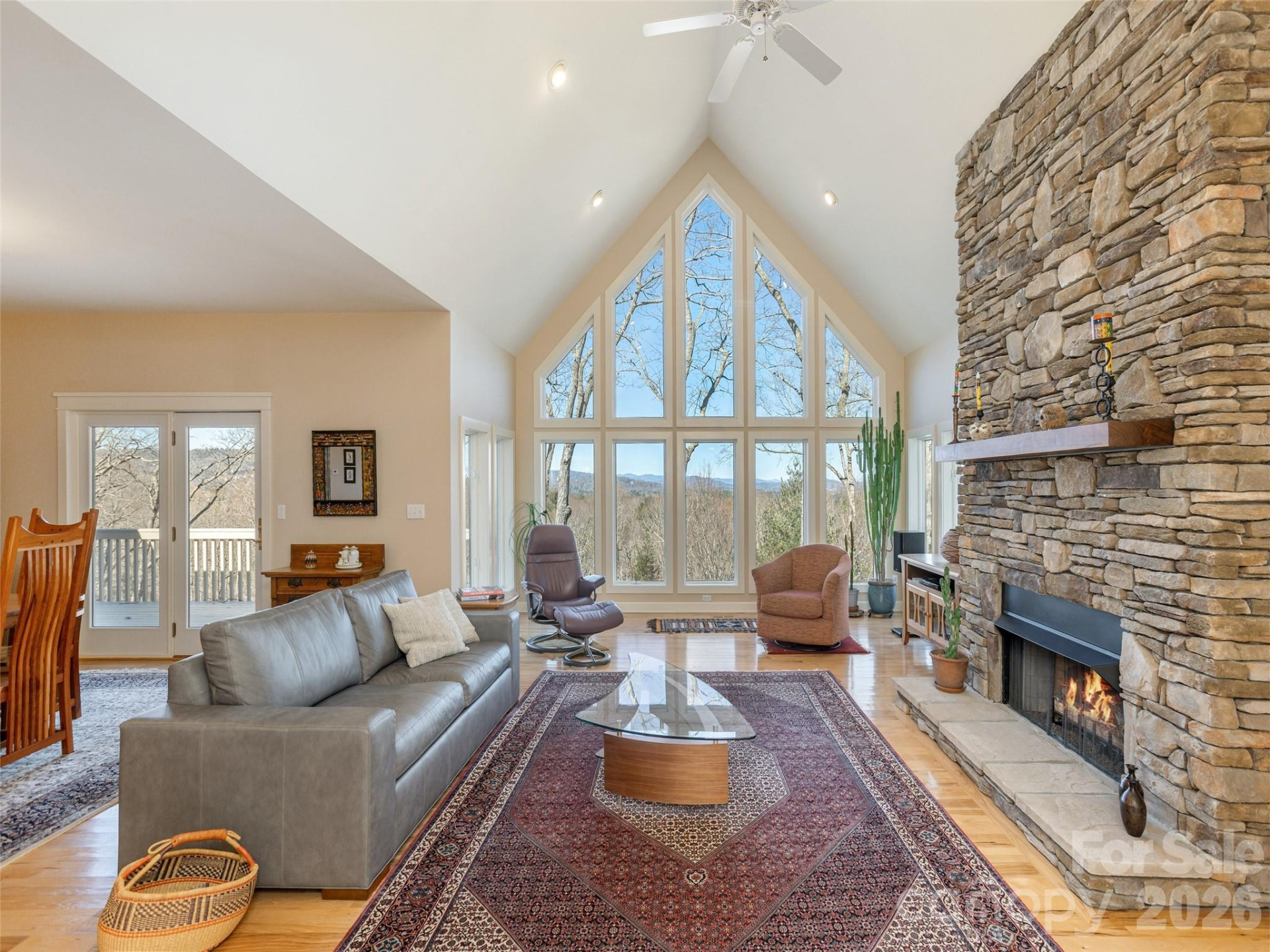 402 Claremont Drive - Photo 6