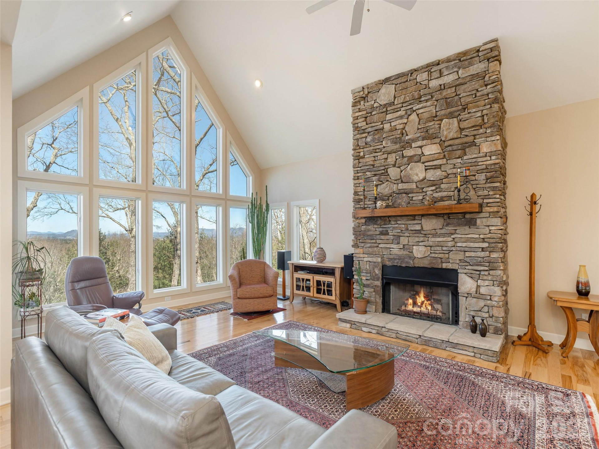 402 Claremont Drive - Photo 9