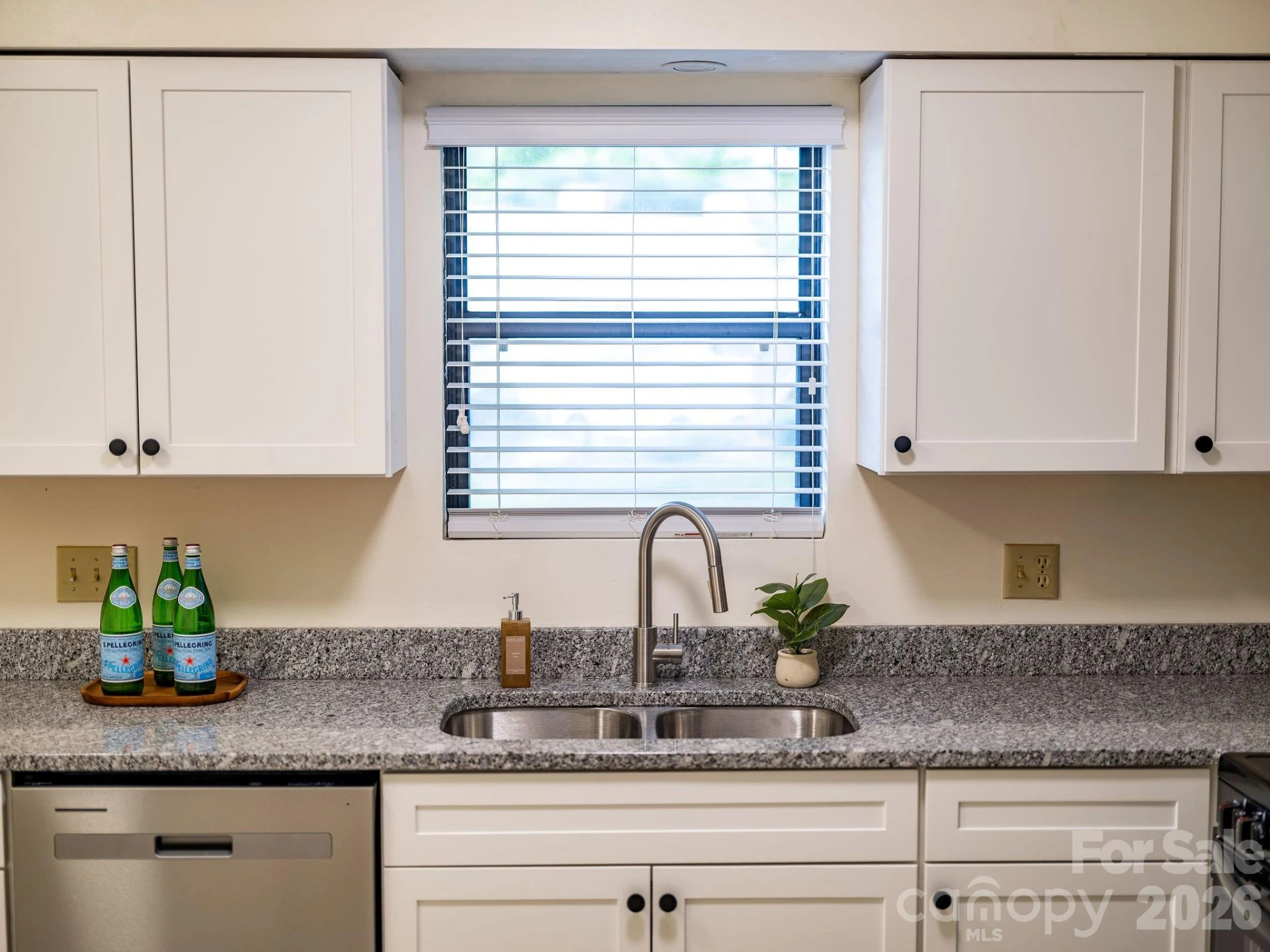 1801 Abbey Circle - Photo 31