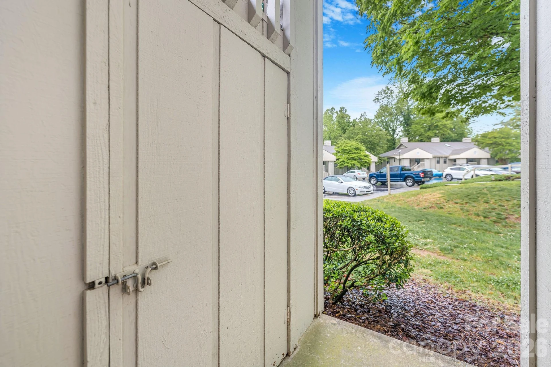 1801 Abbey Circle - Photo 32