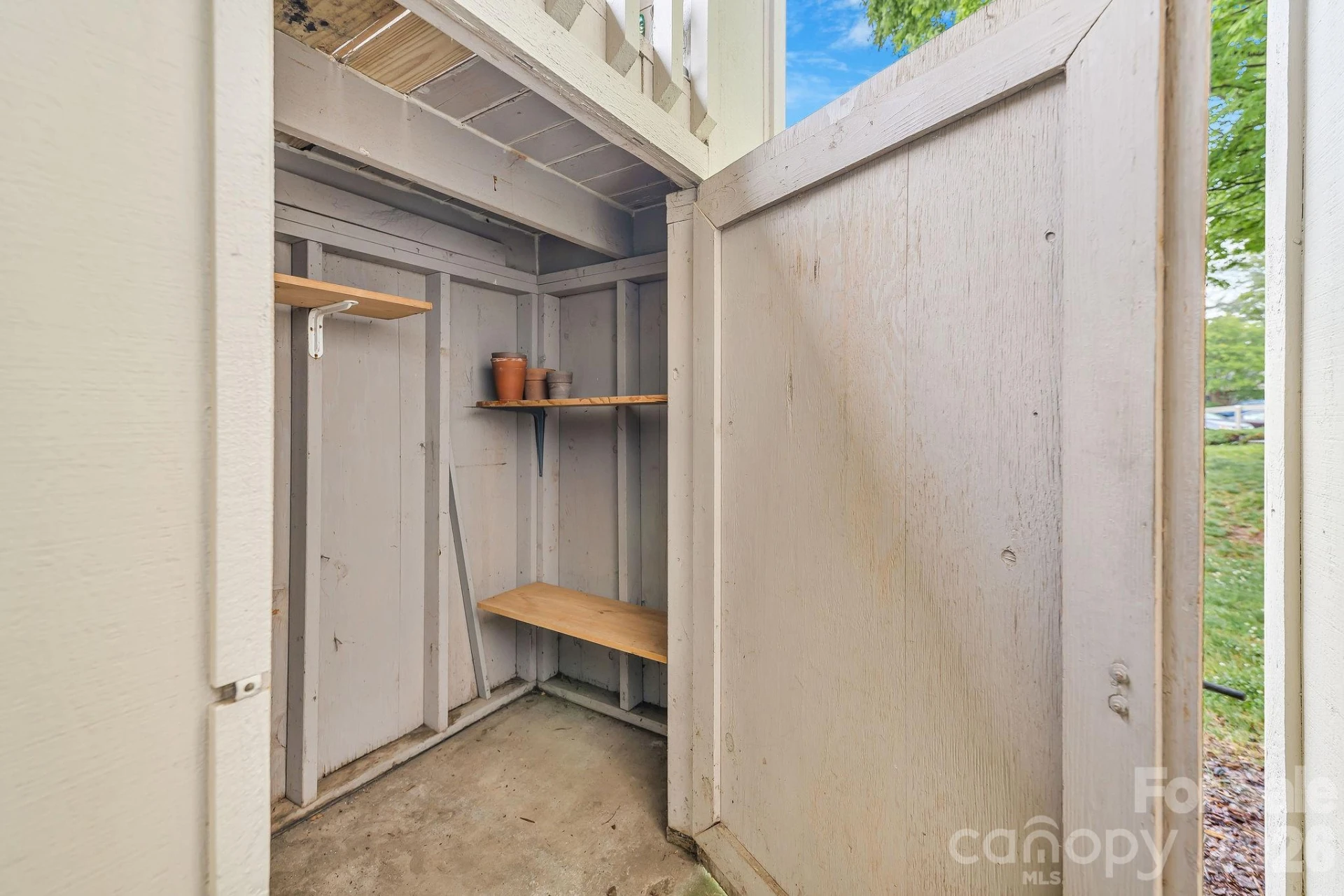 1801 Abbey Circle - Photo 33