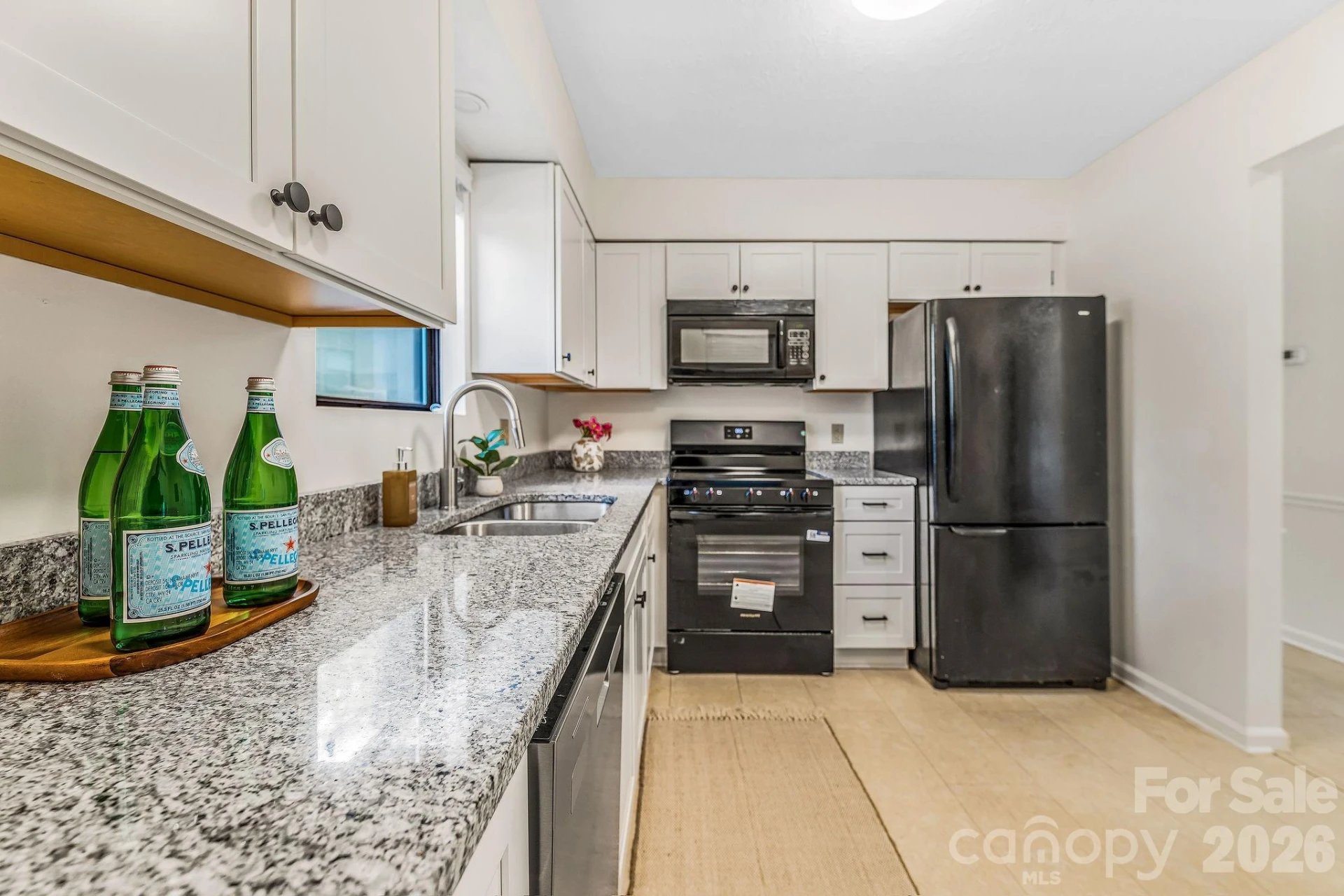 1801 Abbey Circle - Photo 8