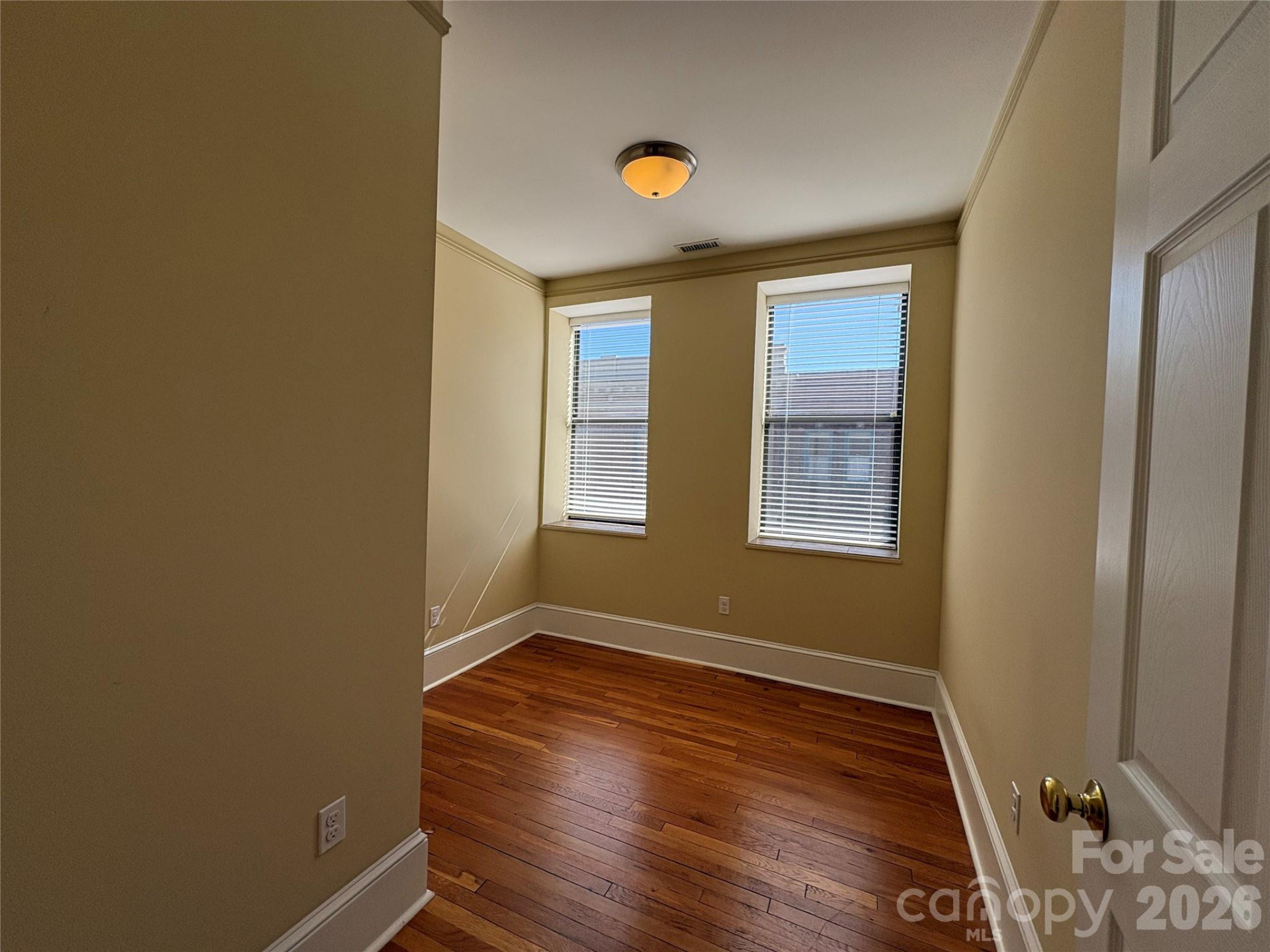 501 Main Street - Photo 11