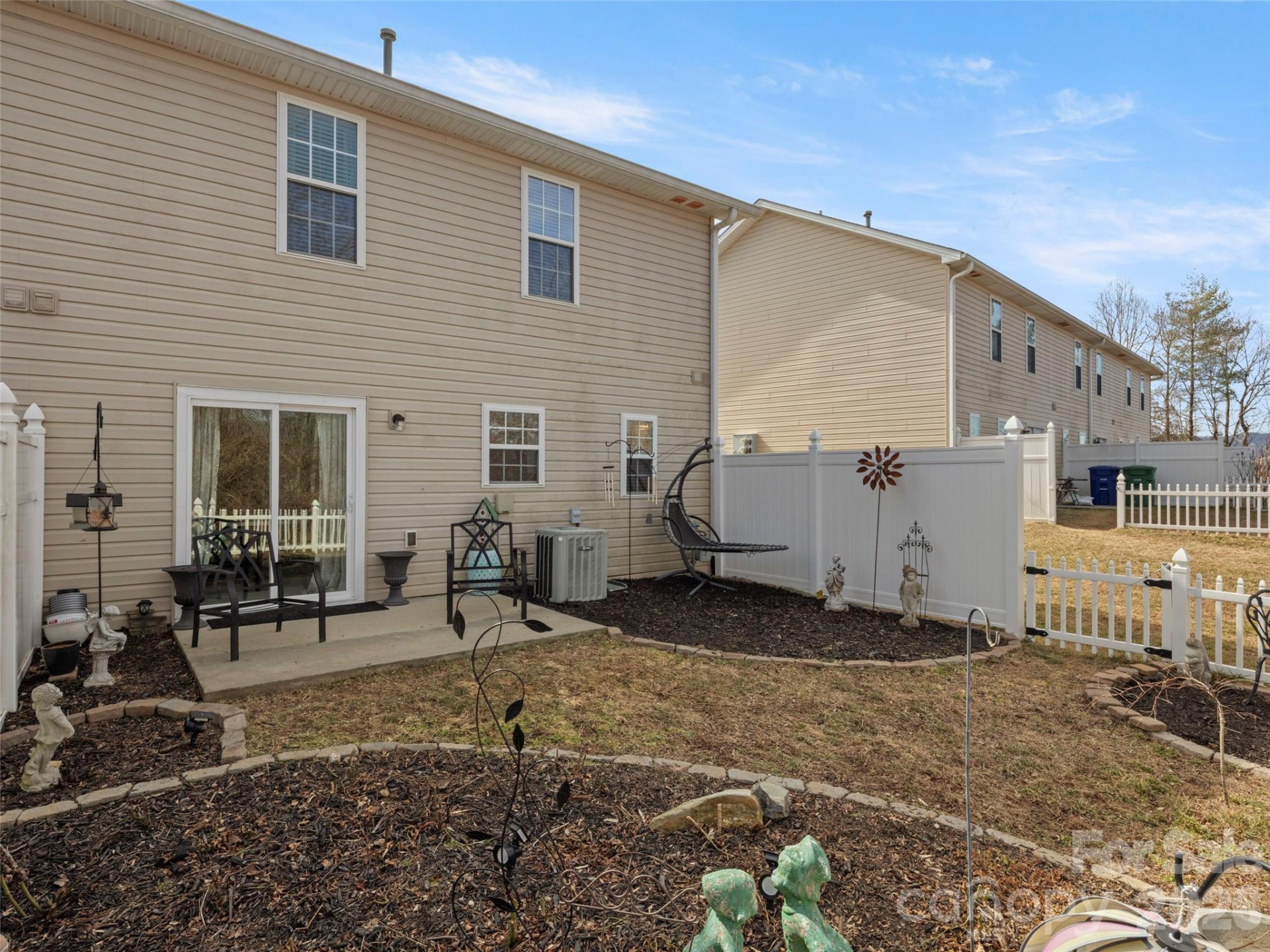 99 Sunny Meadows Boulevard - Photo 16