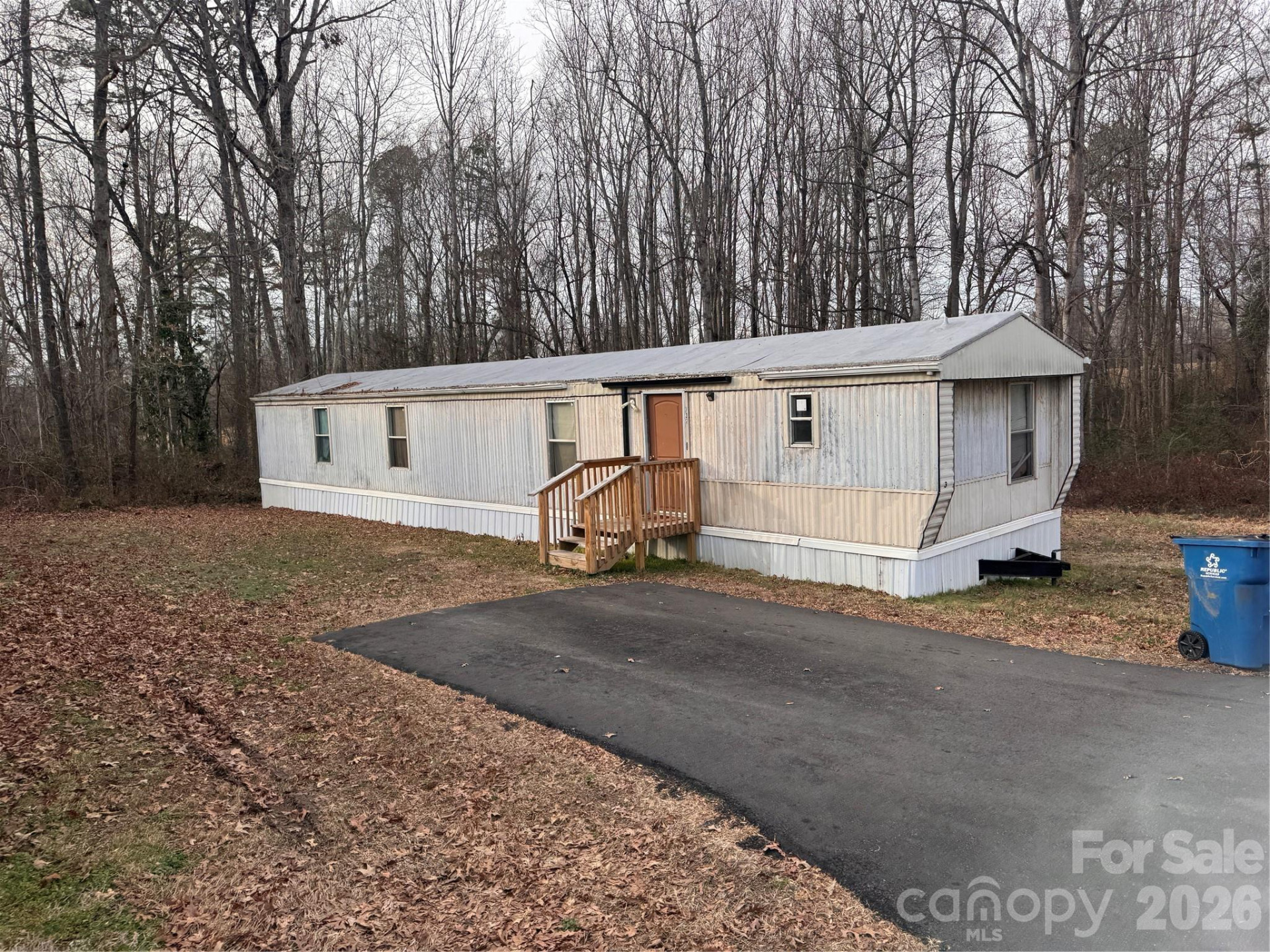 667 Webb Road - Photo 16