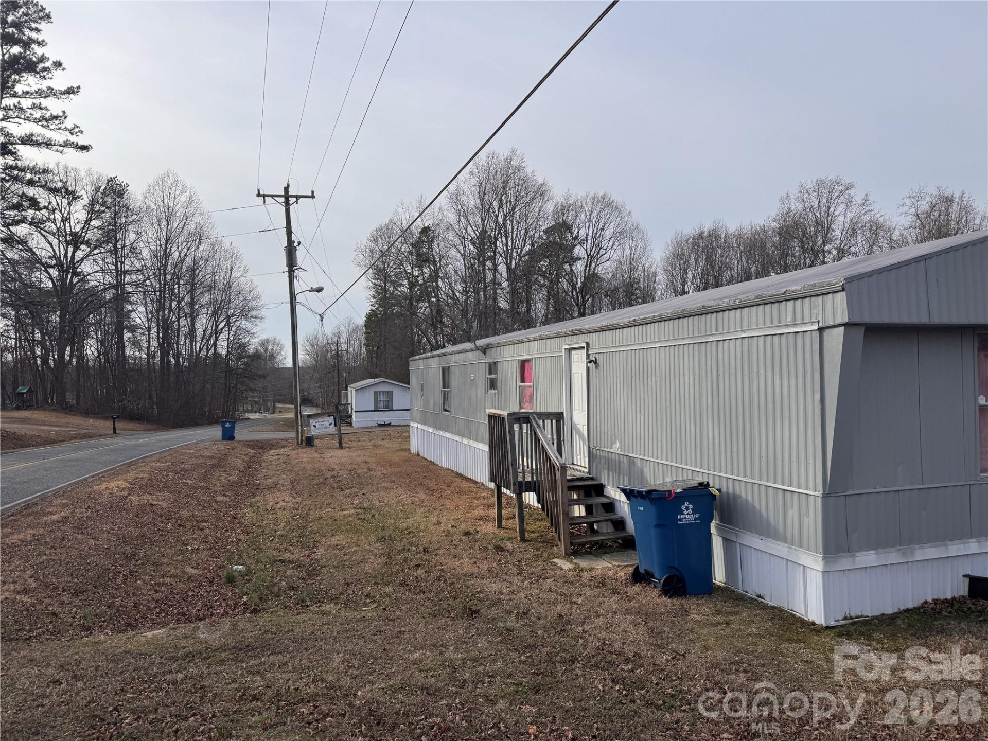 667 Webb Road - Photo 7