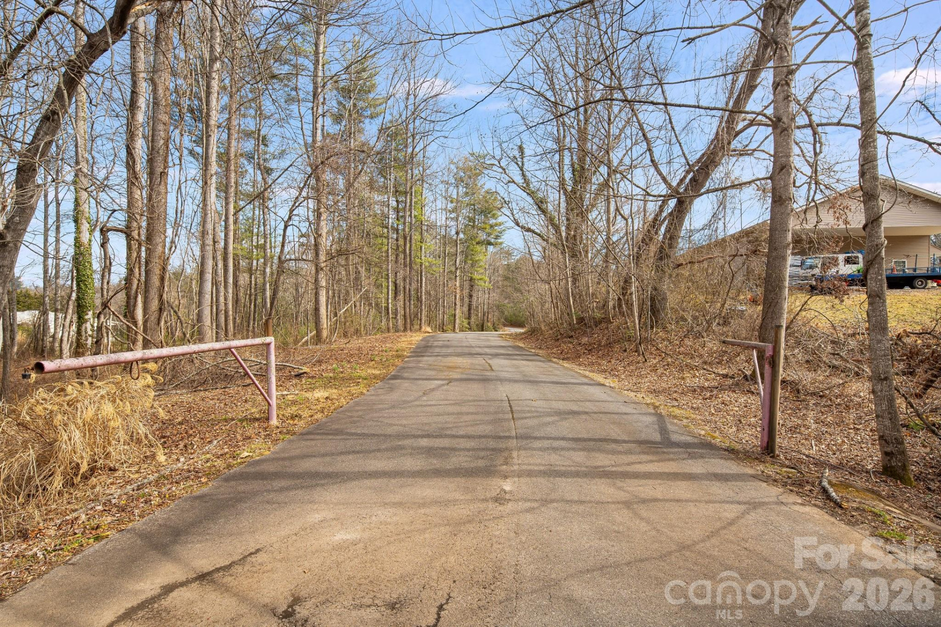 00 Old Haywood Road - Photo 4