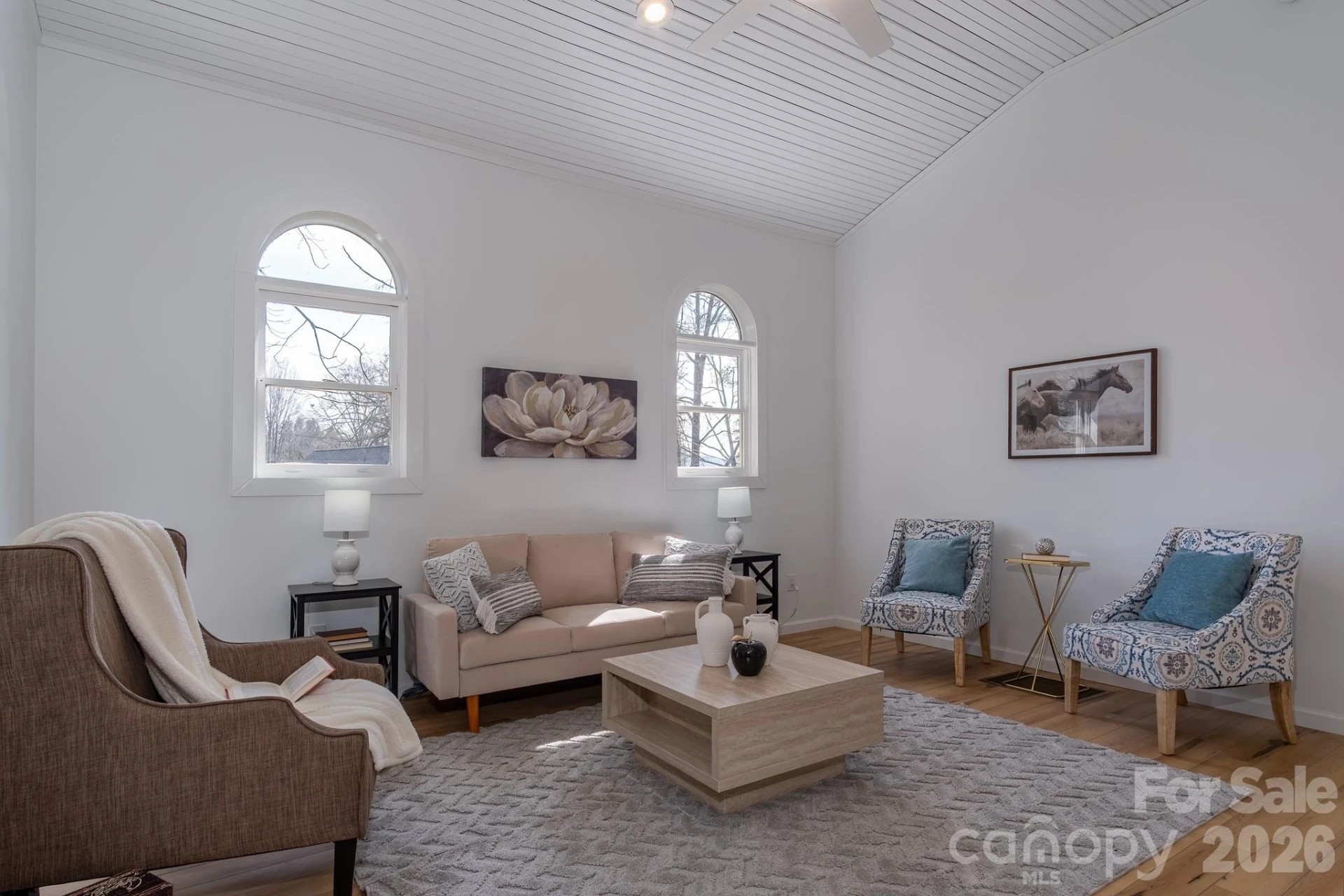 48 Elliott Road - Photo 2