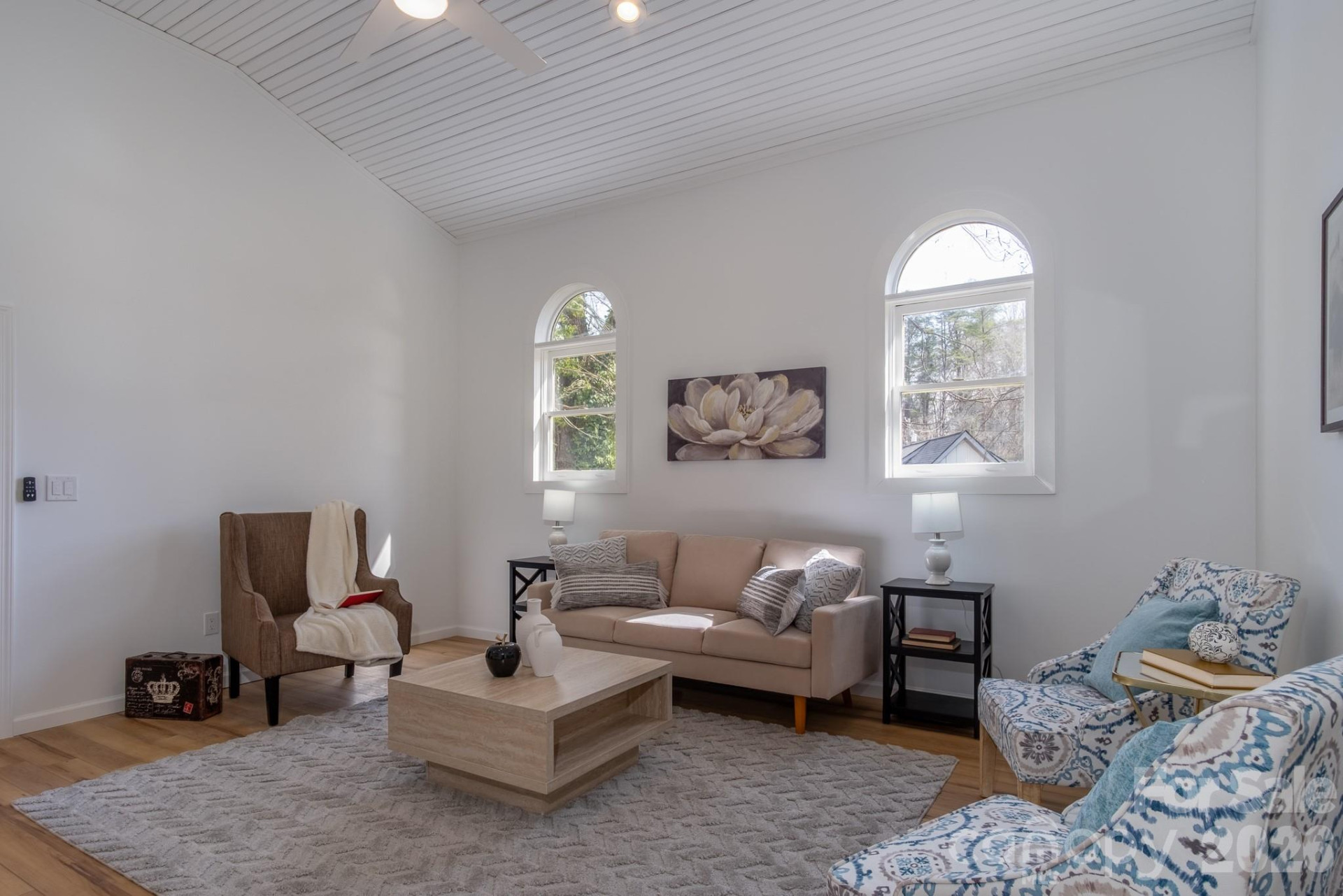 48 Elliott Road - Photo 3