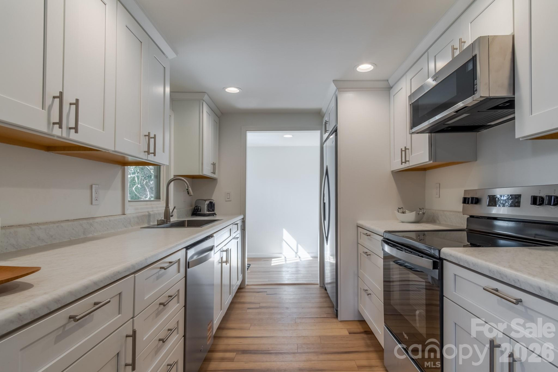 48 Elliott Road - Photo 5