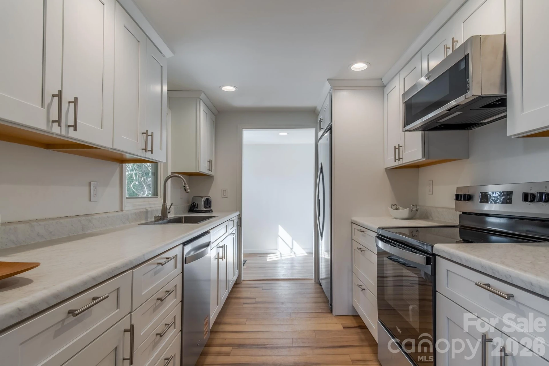 48 Elliott Road - Photo 5