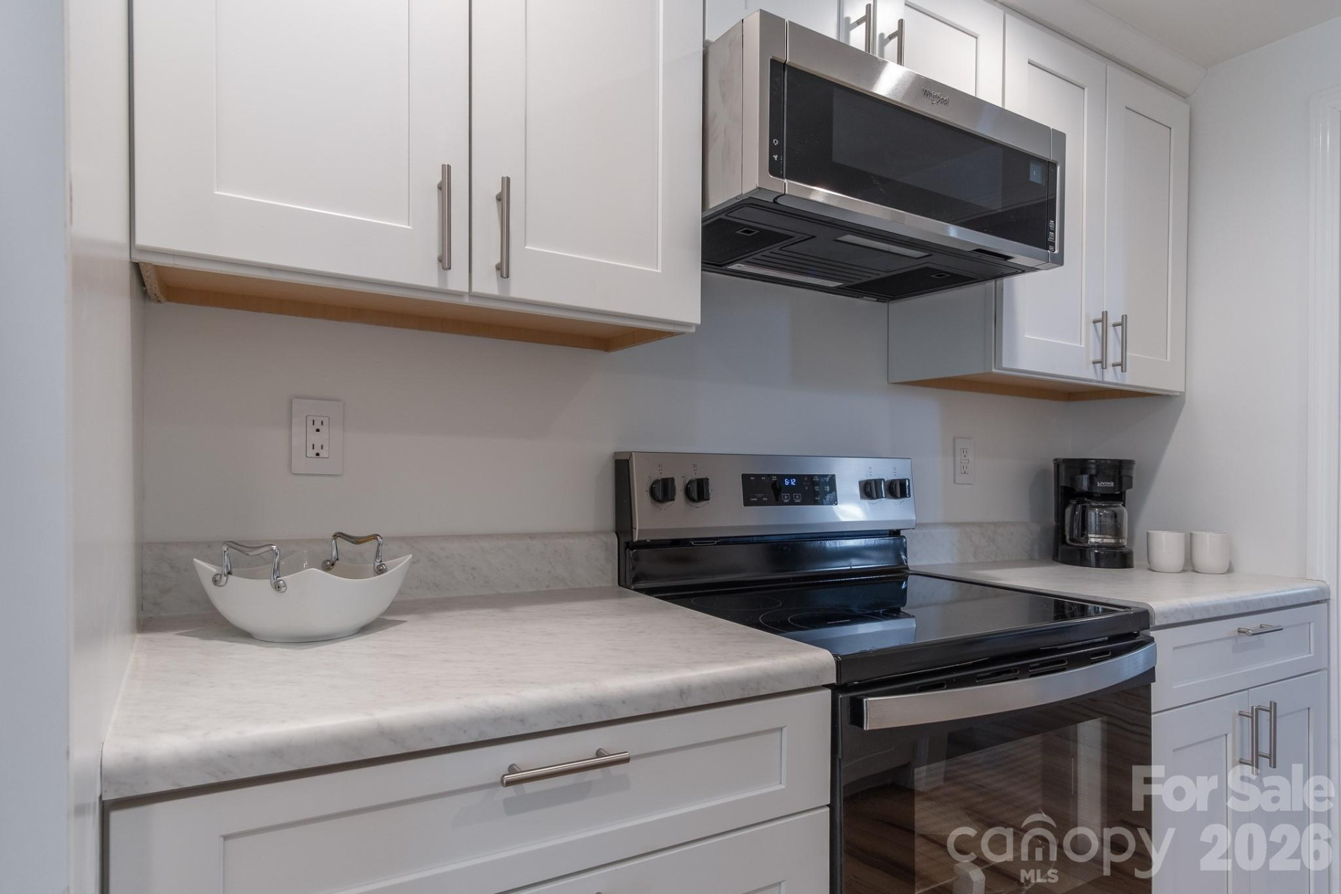 48 Elliott Road - Photo 8