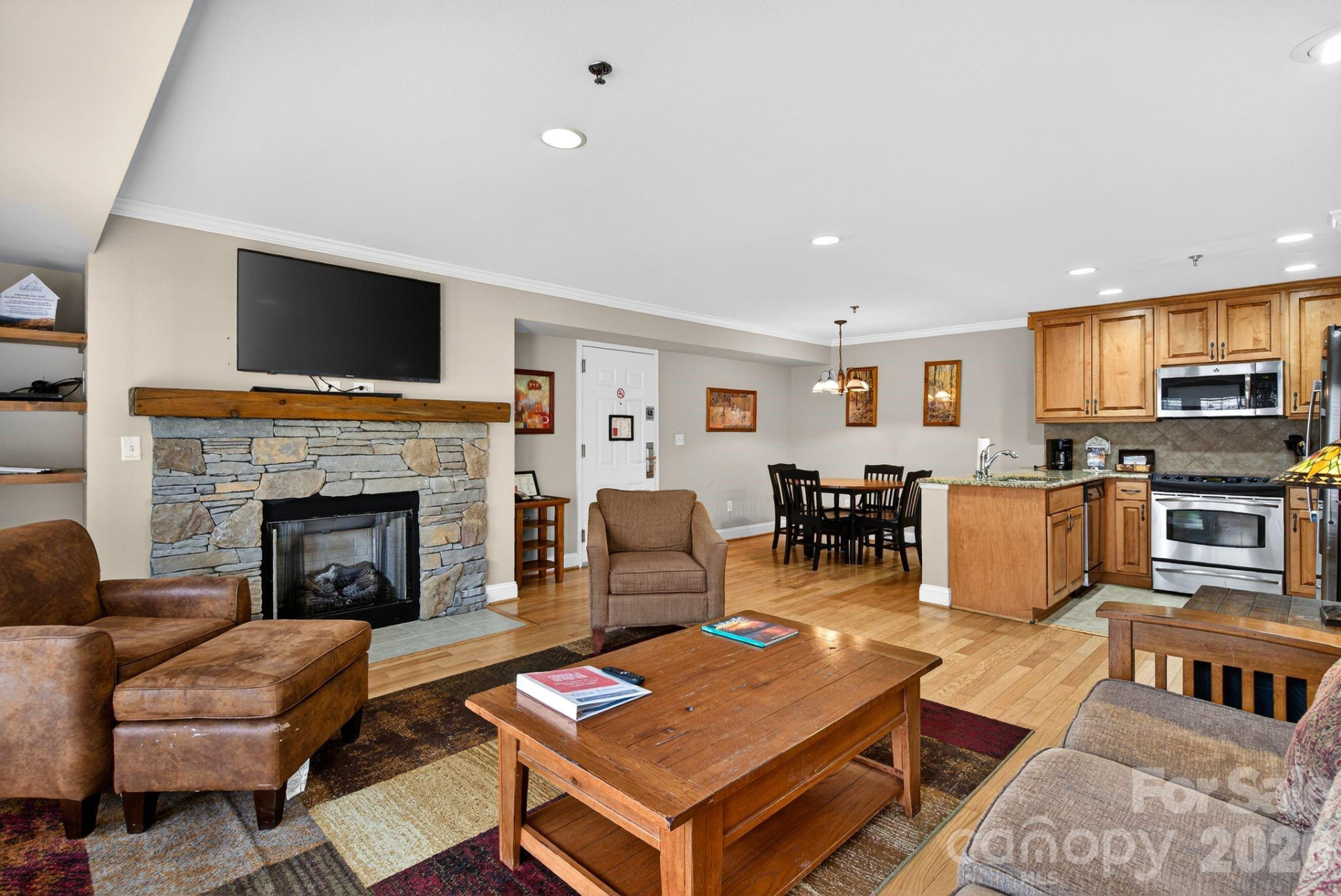 303 Bowling Park Road - Photo 5