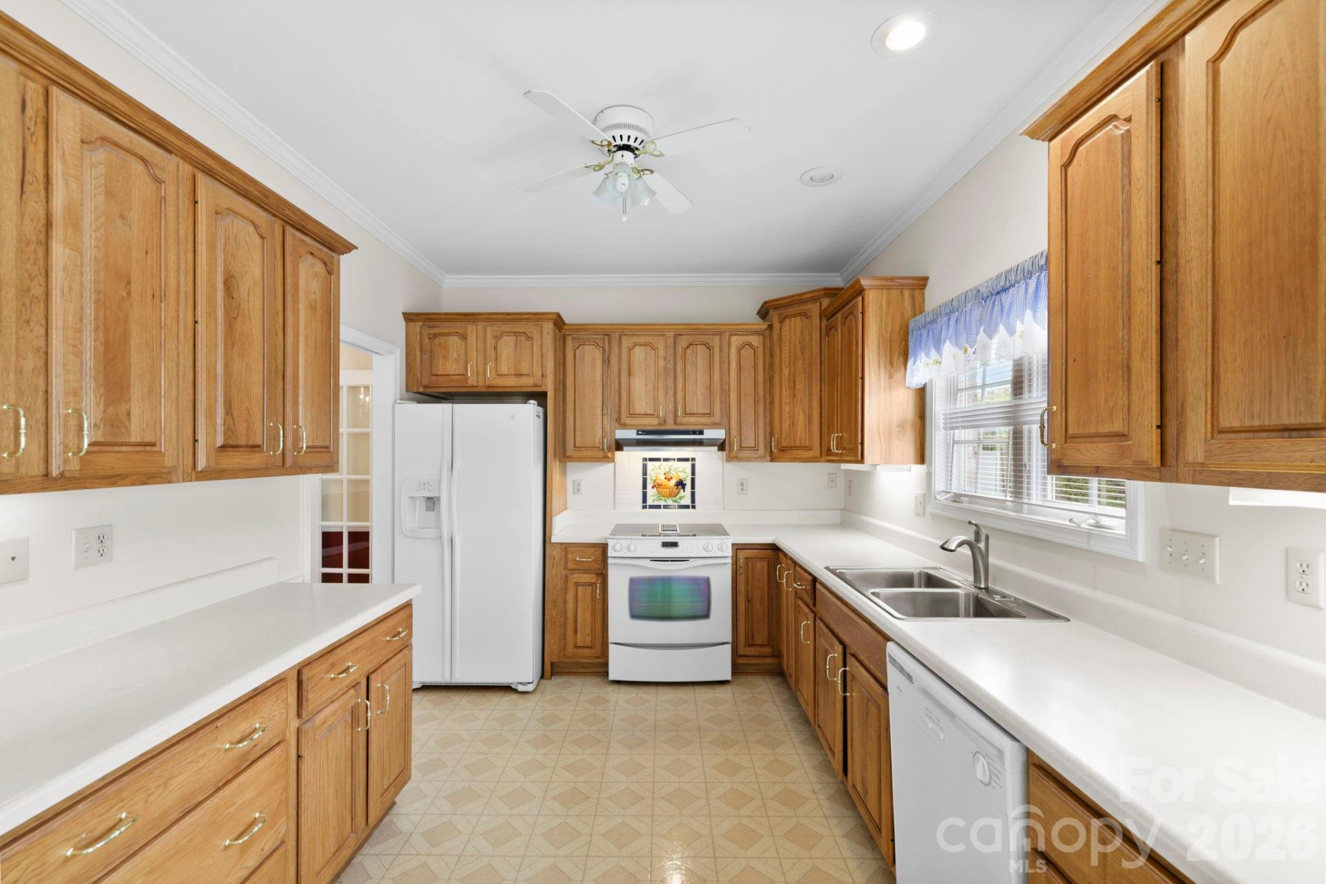 390 Classic Oaks Circle - Photo 13