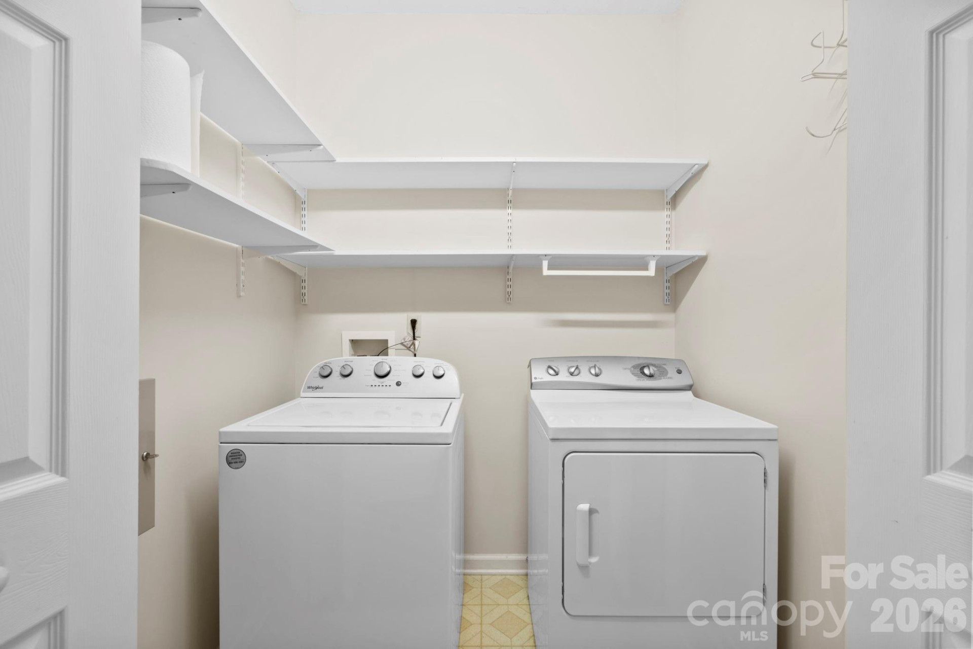 390 Classic Oaks Circle - Photo 18